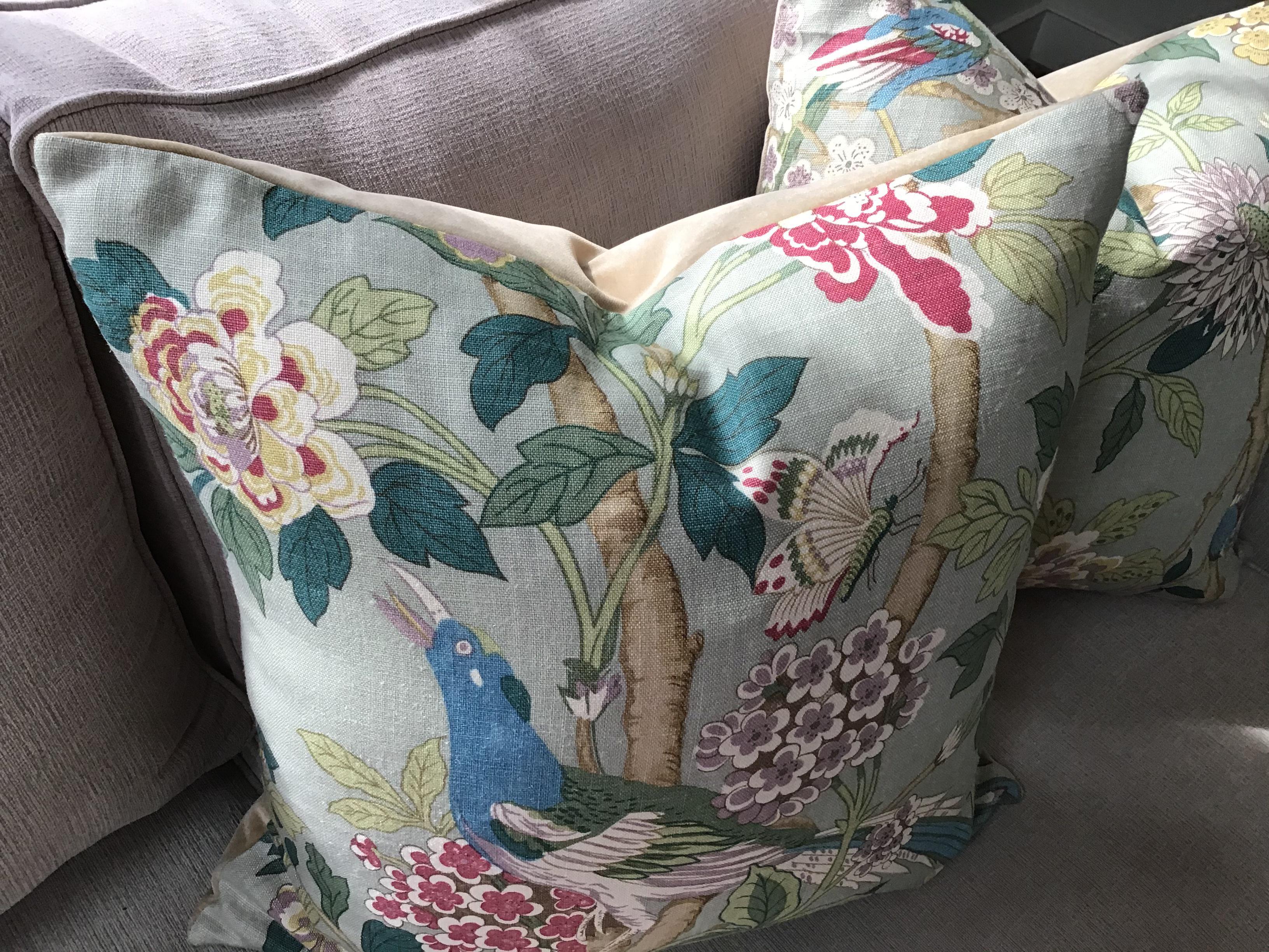 GP & J Baker Hydrangea-Vogel in Aqua/Rose 22