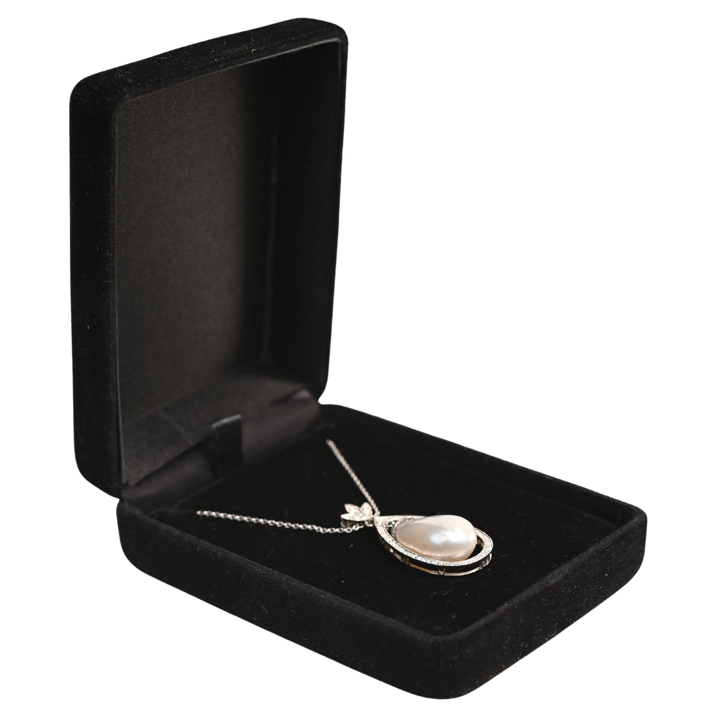 G&P Certified Old Euro-Cut Diamond (Approx 13.50-Carats), Pearl Pendant Necklace