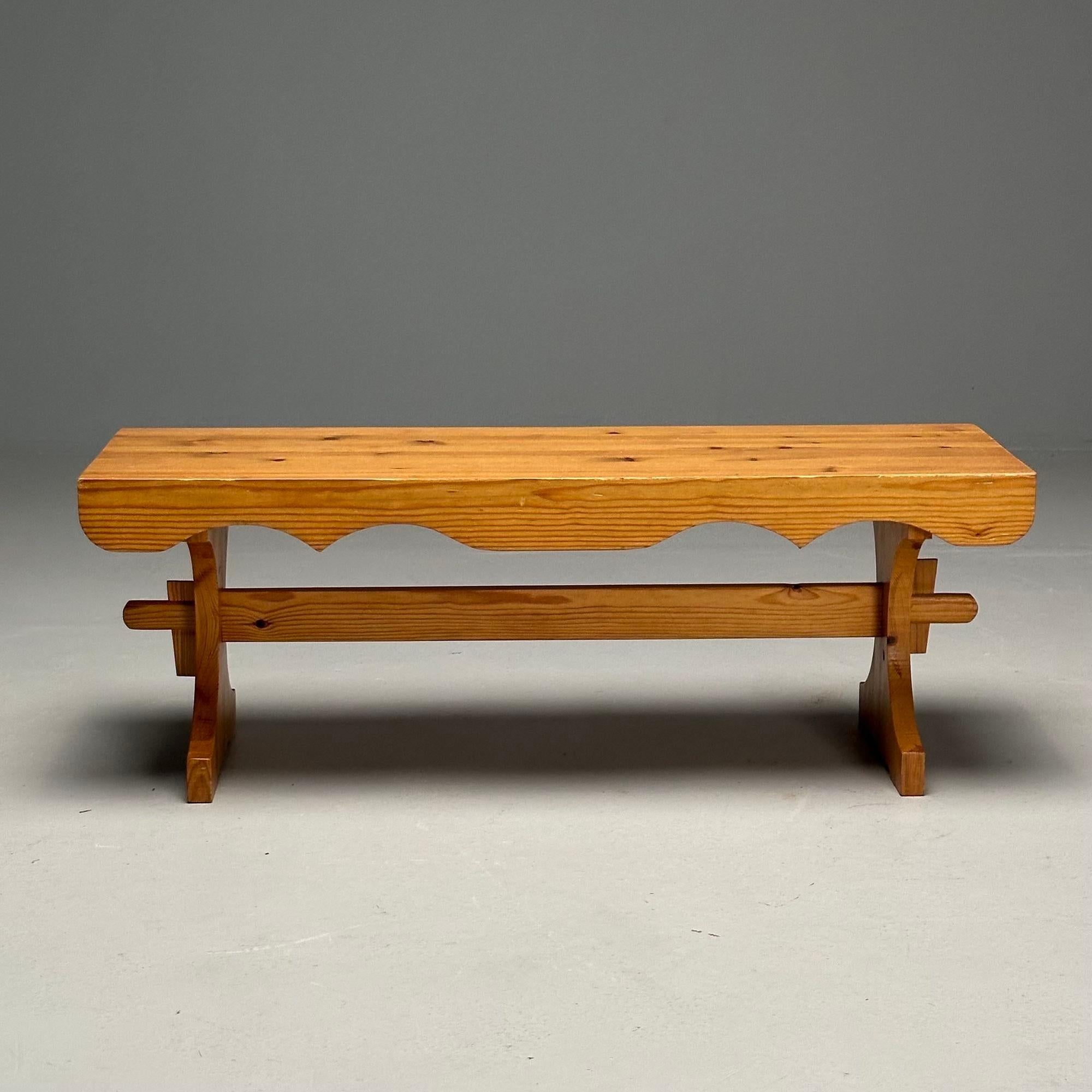 GP, Swedish Mid-Century Modern, Banc, Pin, Suède, 1978 Bon état - En vente à Manhasset, NY