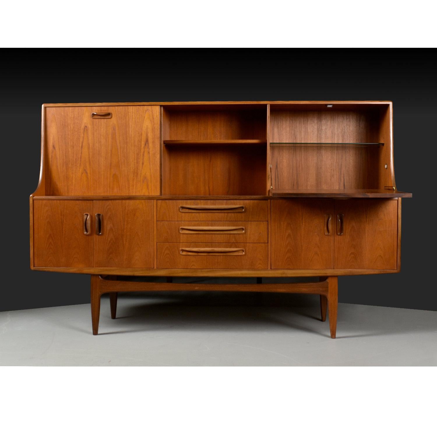 Mid-Century Modern Teak Sideboard Hutch Bar by G-Plan Furniture 2