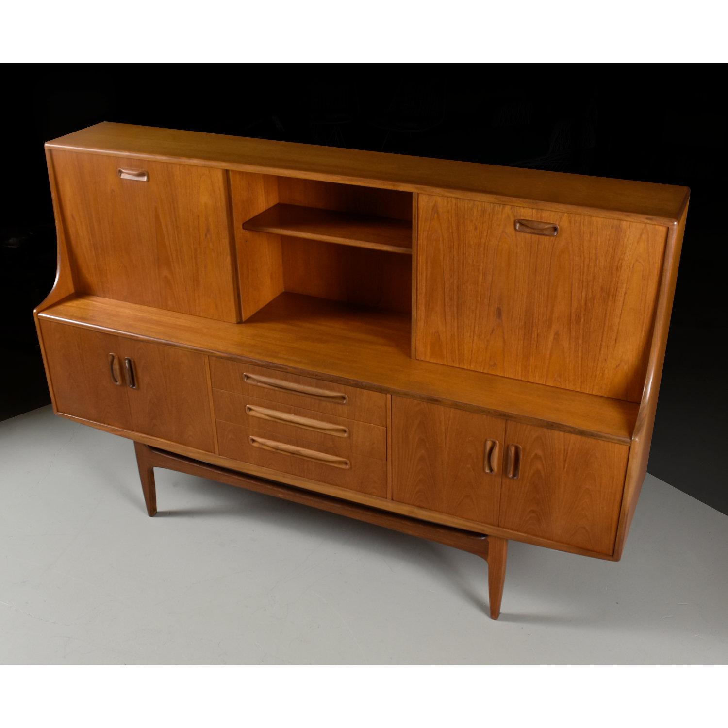 Mid-20th Century Mid-Century Modern Teak Sideboard Hutch Bar by G-Plan Furniture