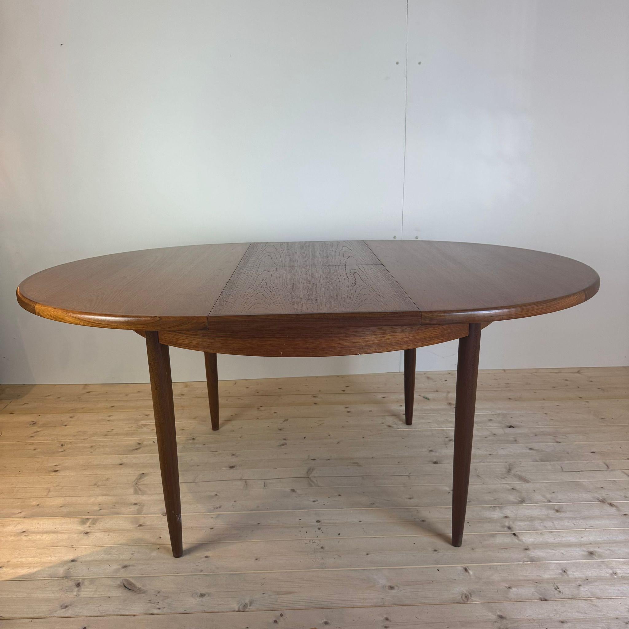GPlan Vintage-Tisch aus Teakholz. UK 1960 im Angebot 3