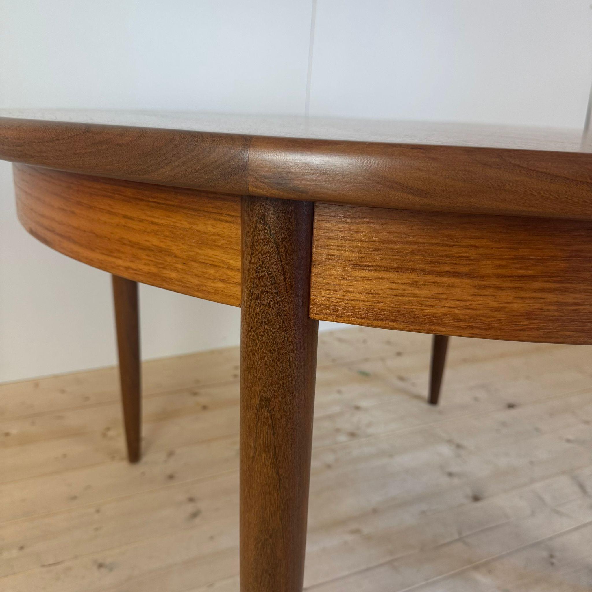 GPlan Vintage-Tisch aus Teakholz. UK 1960 im Angebot 4