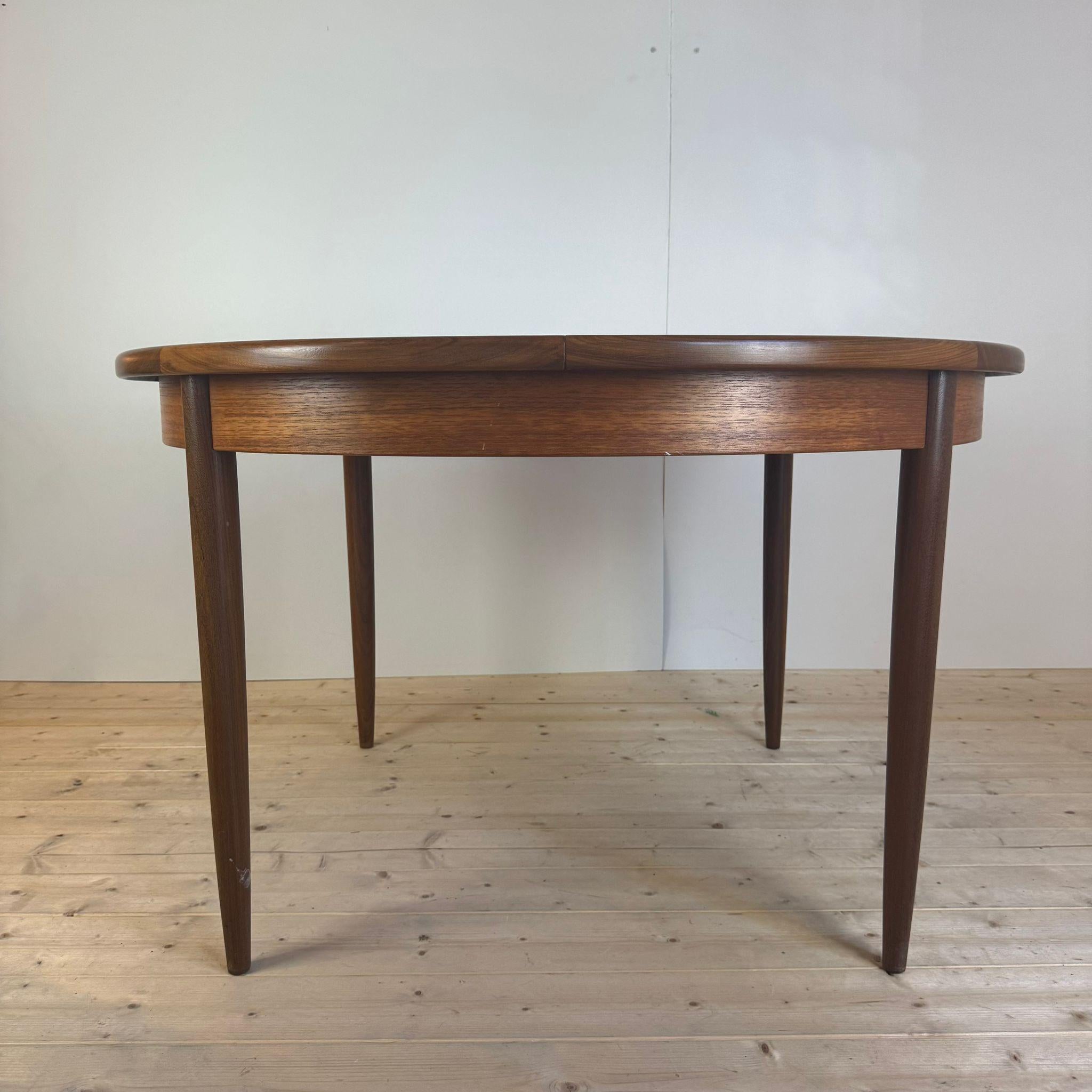 GPlan Vintage-Tisch aus Teakholz. UK 1960 im Angebot 1