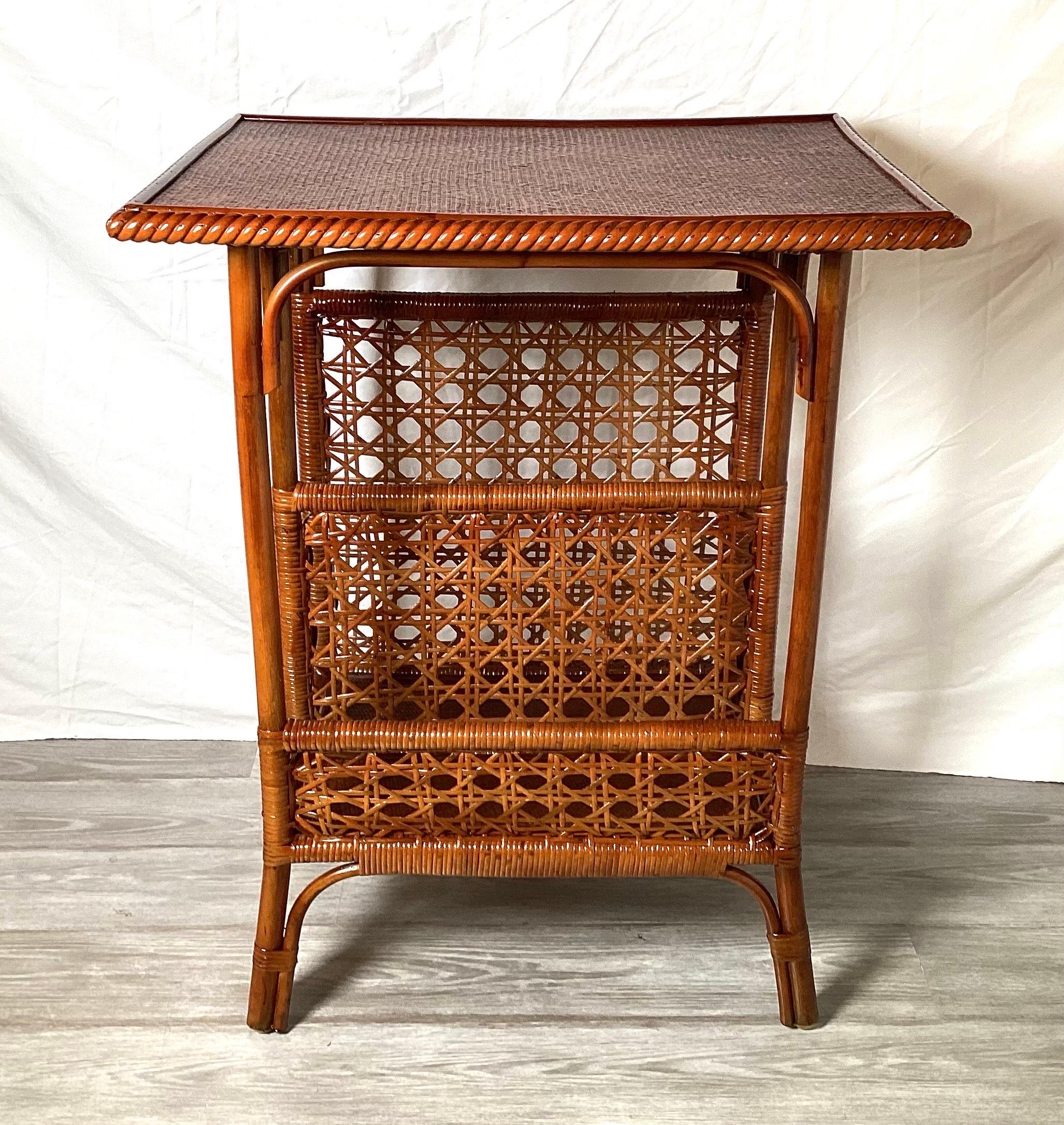 Victorien Table en bambou du début du XXe siècle en vente