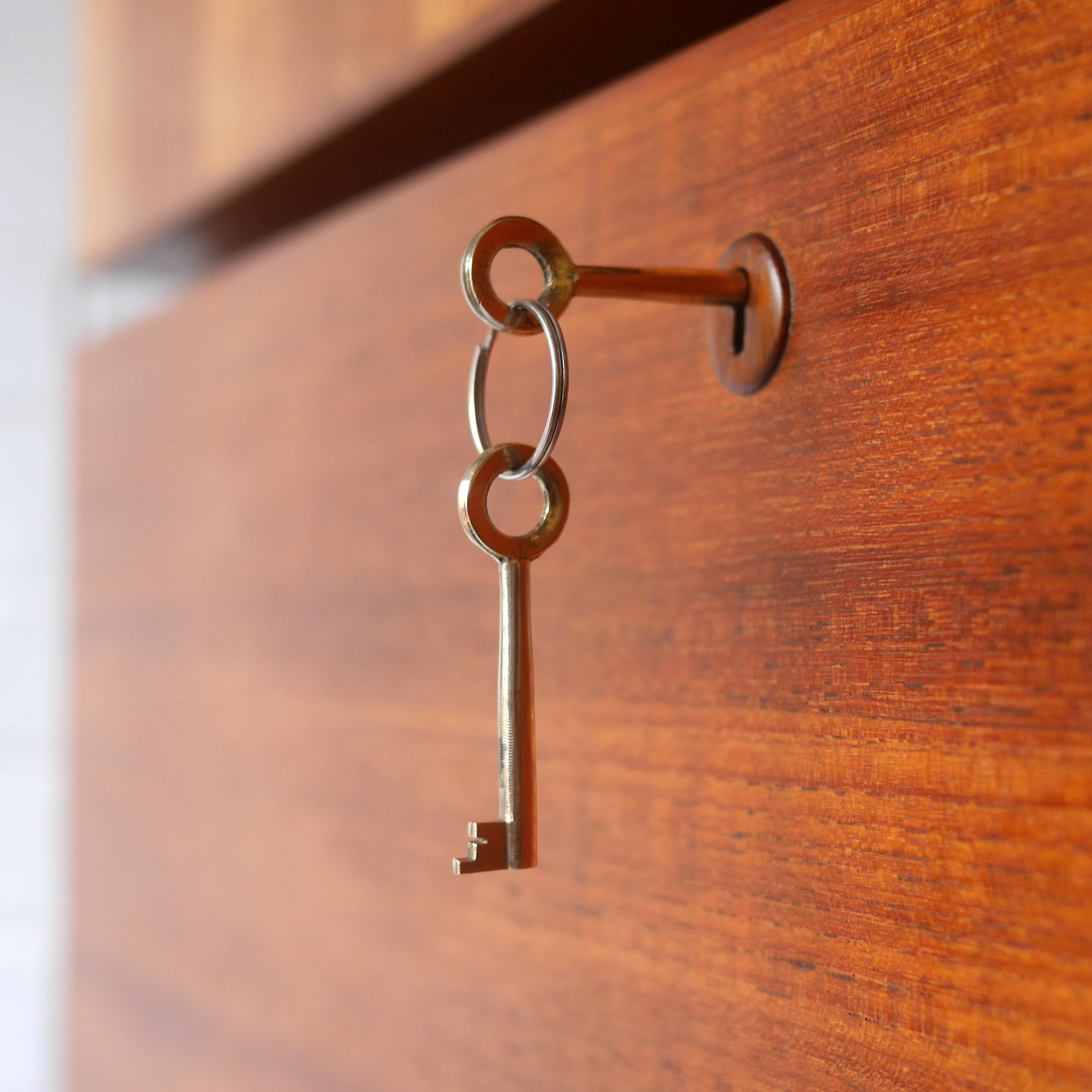 GR69 Teak Cabinet by Robert Heritage for Gordon Russell, circa 1969 1