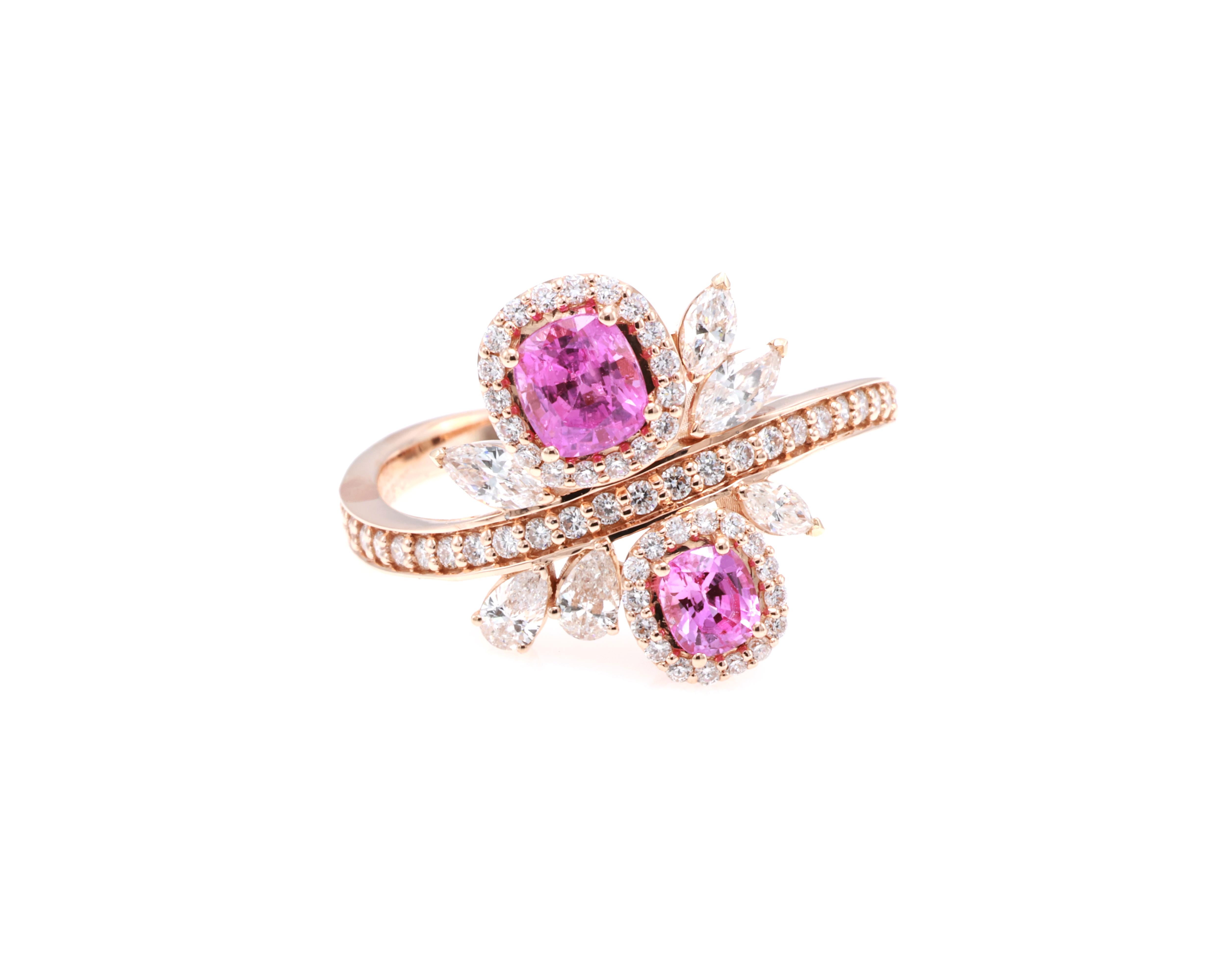 Anello in oro bianco 18 carati con diamanti
  
  Colore e caratura dell'oro: Oro bianco 18kt
  Peso: 3,616 grammi
  
  Imposta con...
  Tipo di pietra: Zaffiro
  Forma: Cuscino
  Carati: 0,81 ct
  Colore: Rosa
  
 
  Pietre circostanti: Diamanti

