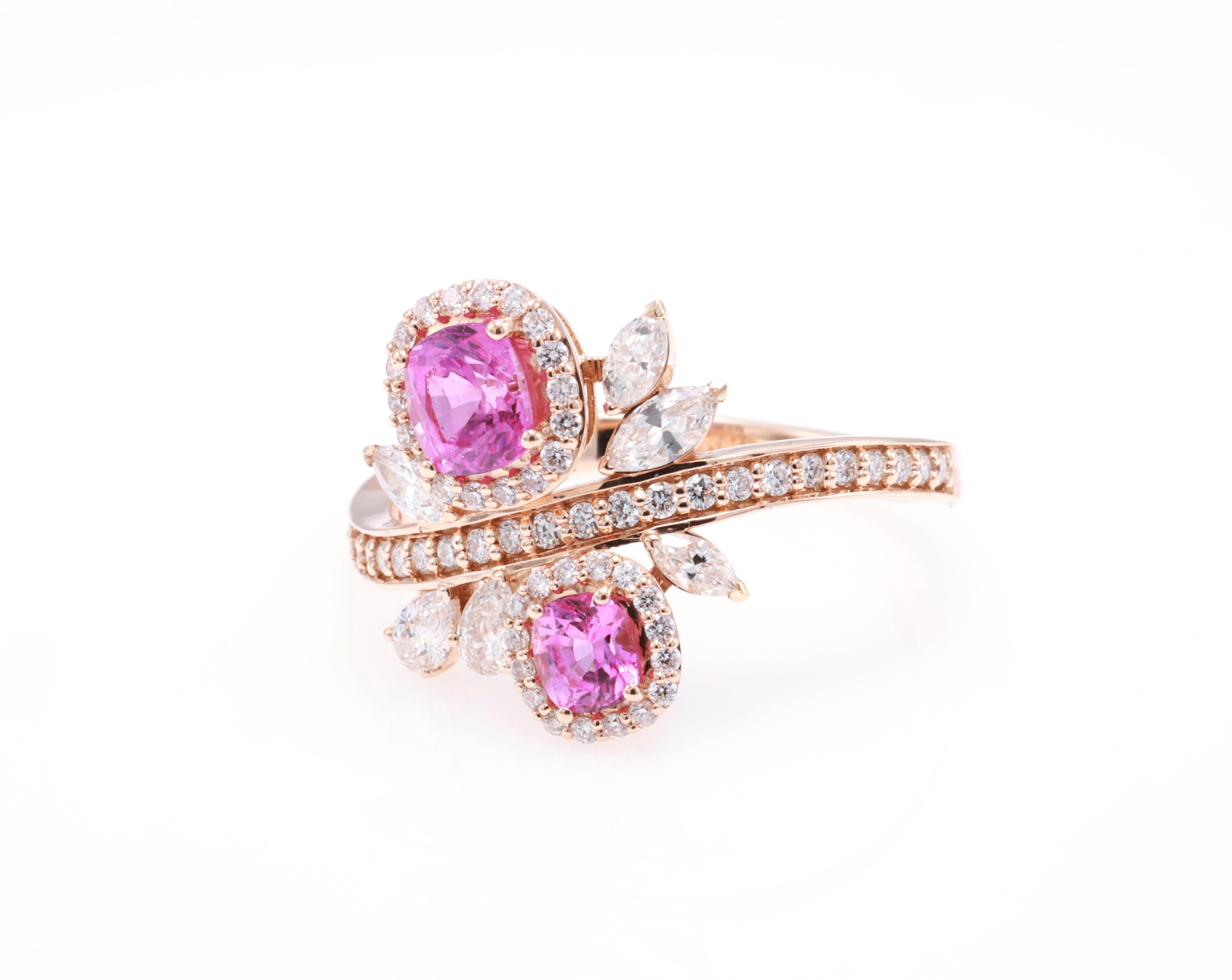 Taglio cuscino Anello di diamanti con zaffiro rosa naturale certificato GRA da 0,81 carati in vendita