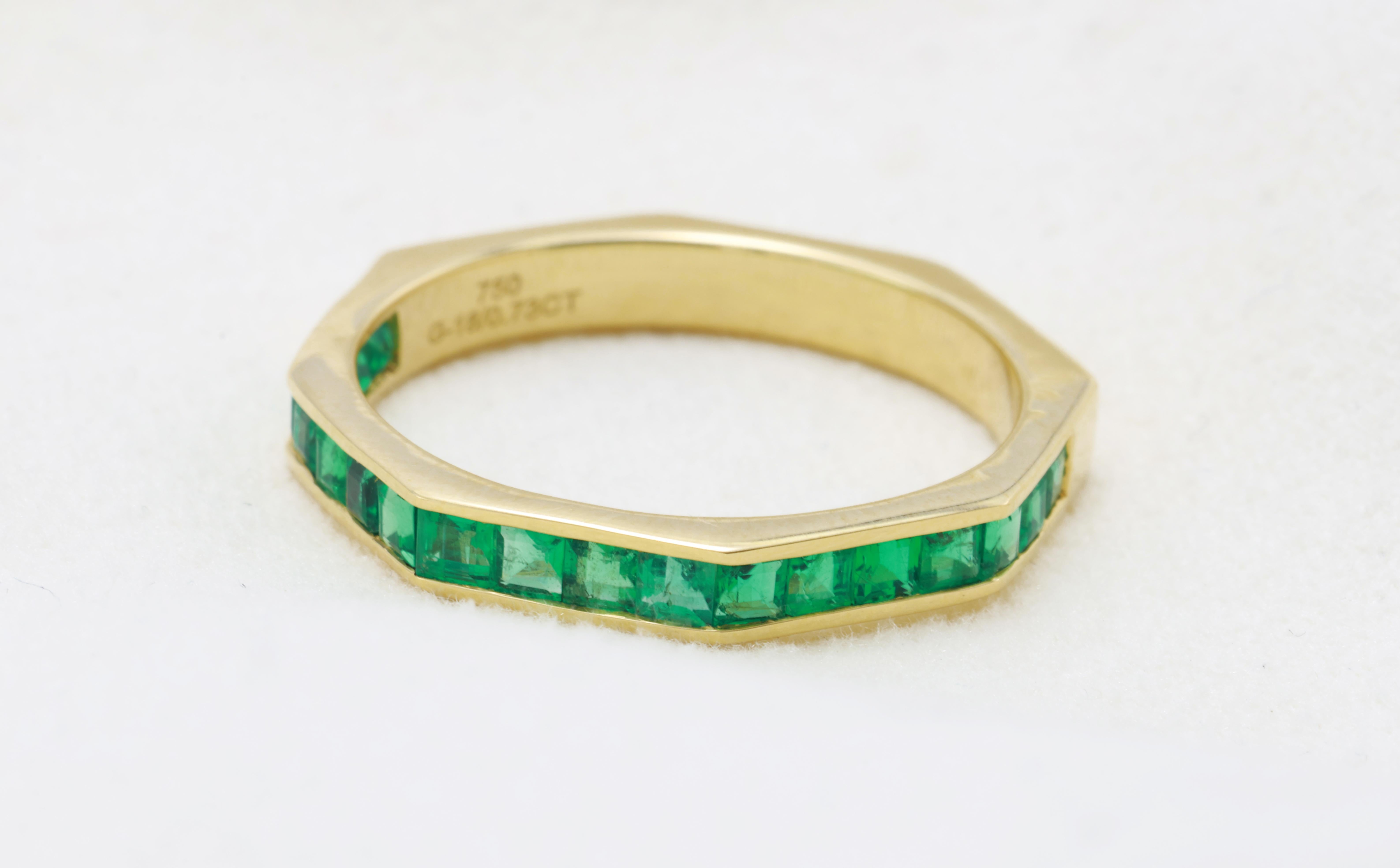 GRA Certified 0.85 Carat Natural Vivid Green Sapphire Emerald Diamond Ring (Bague saphir émeraude diamant) en vente 5