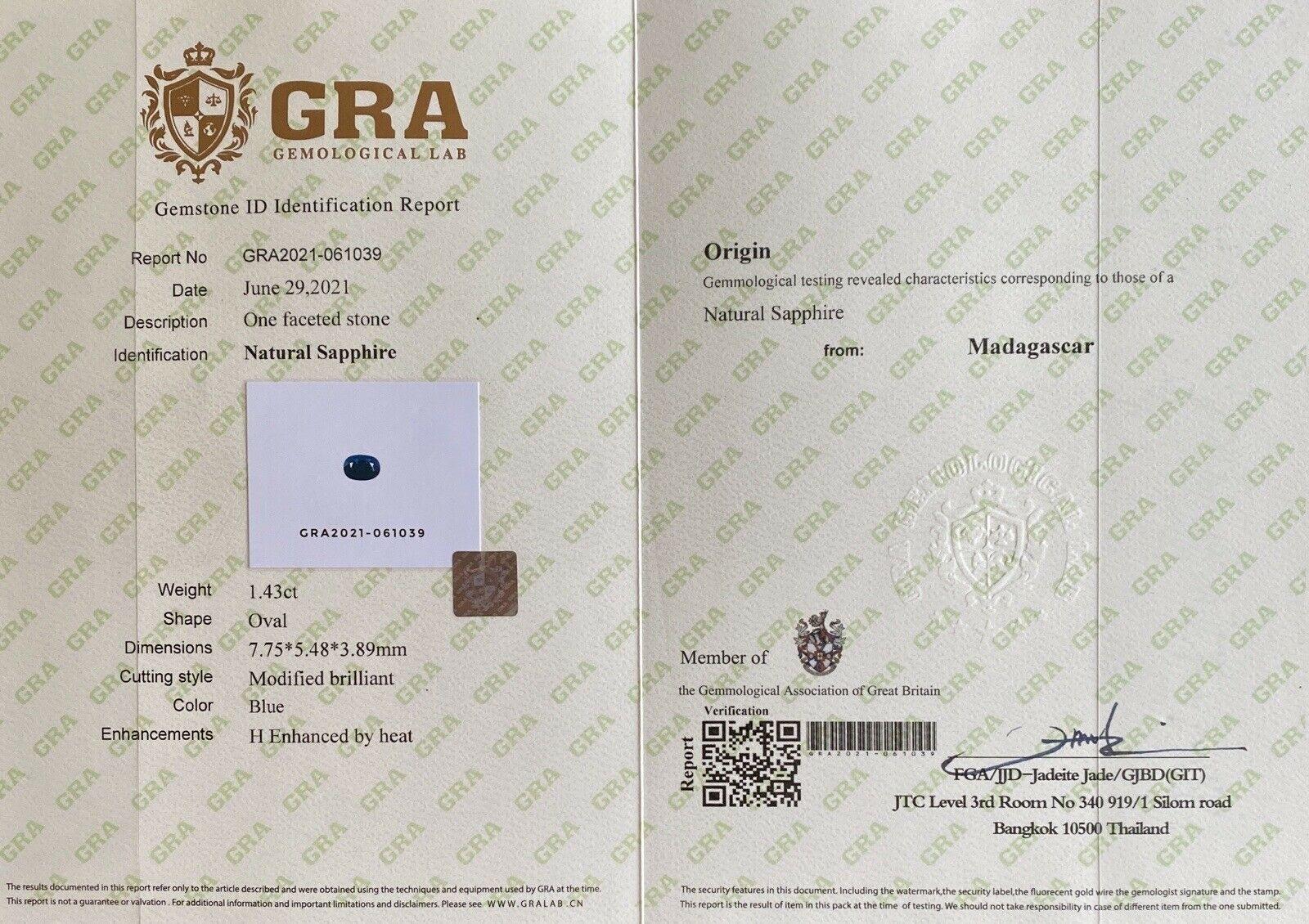 GRA Certified 1.43ct Fine Blue Sapphire Oval Cut Rare Loose Gem For Sale 2