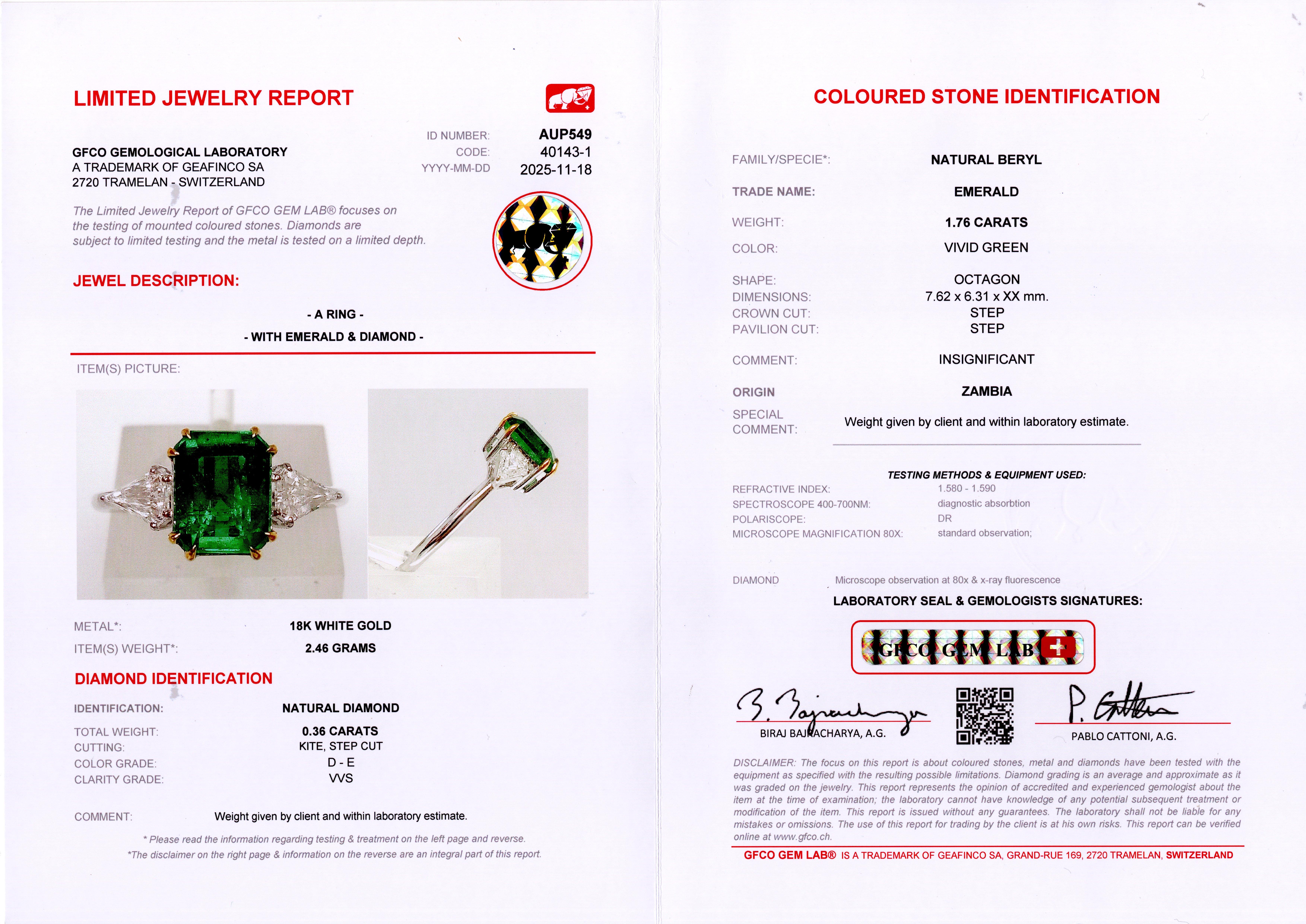 GRA Certified 1.76 Carat Natural Vivid Green Sapphire Cushion Diamond Ring (bague à diamant en forme de coussin) en vente 8