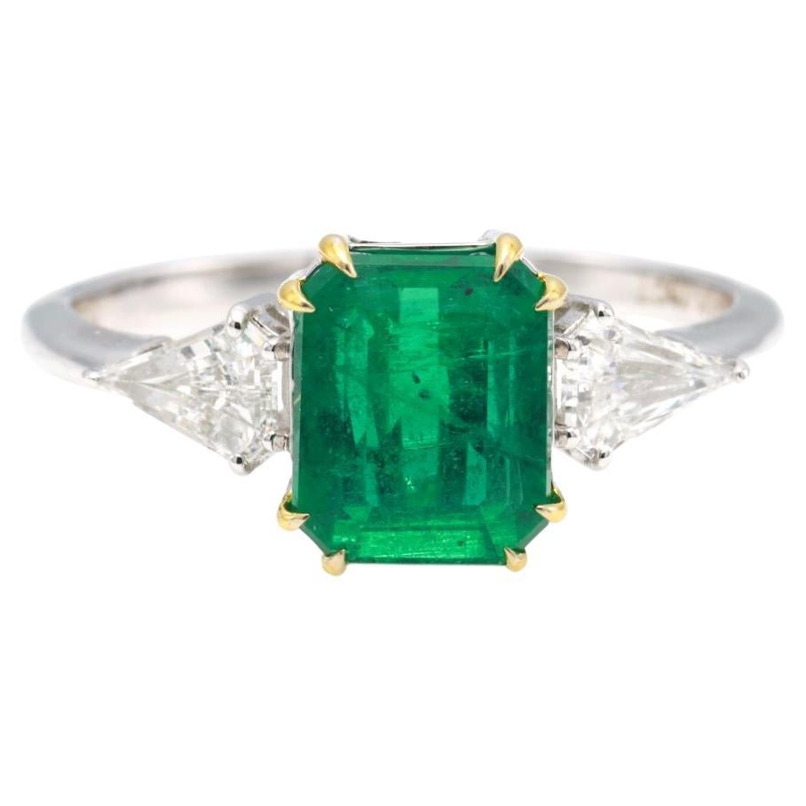 GRA-zertifizierter 1,76 Karat natürlicher Vivid Green Sapphire Cushion Diamond Ring