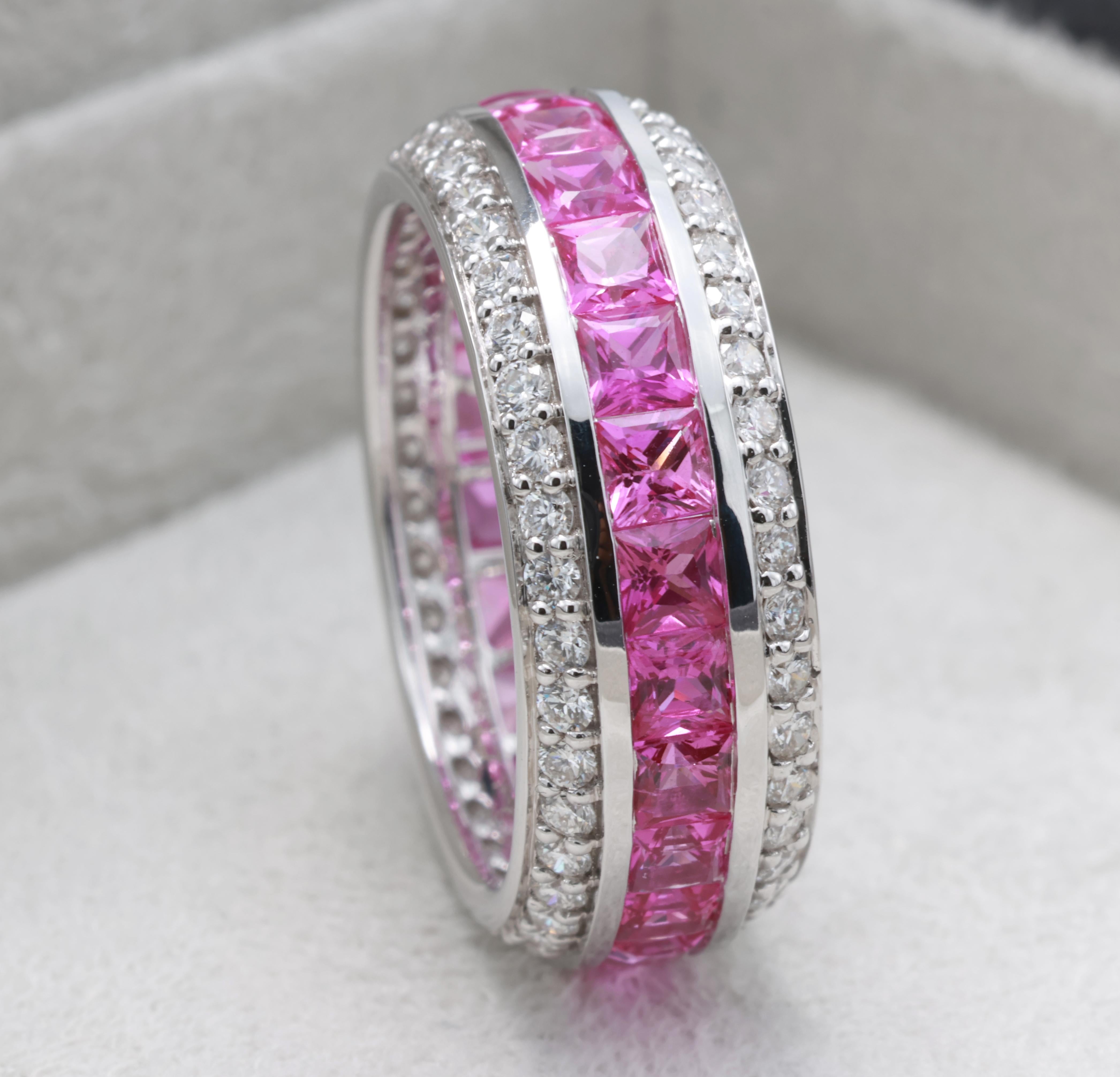 Anello con diamante certificato GRA da 3,10 carati di zaffiro rosa naturale Vivid Diamonds in vendita 1