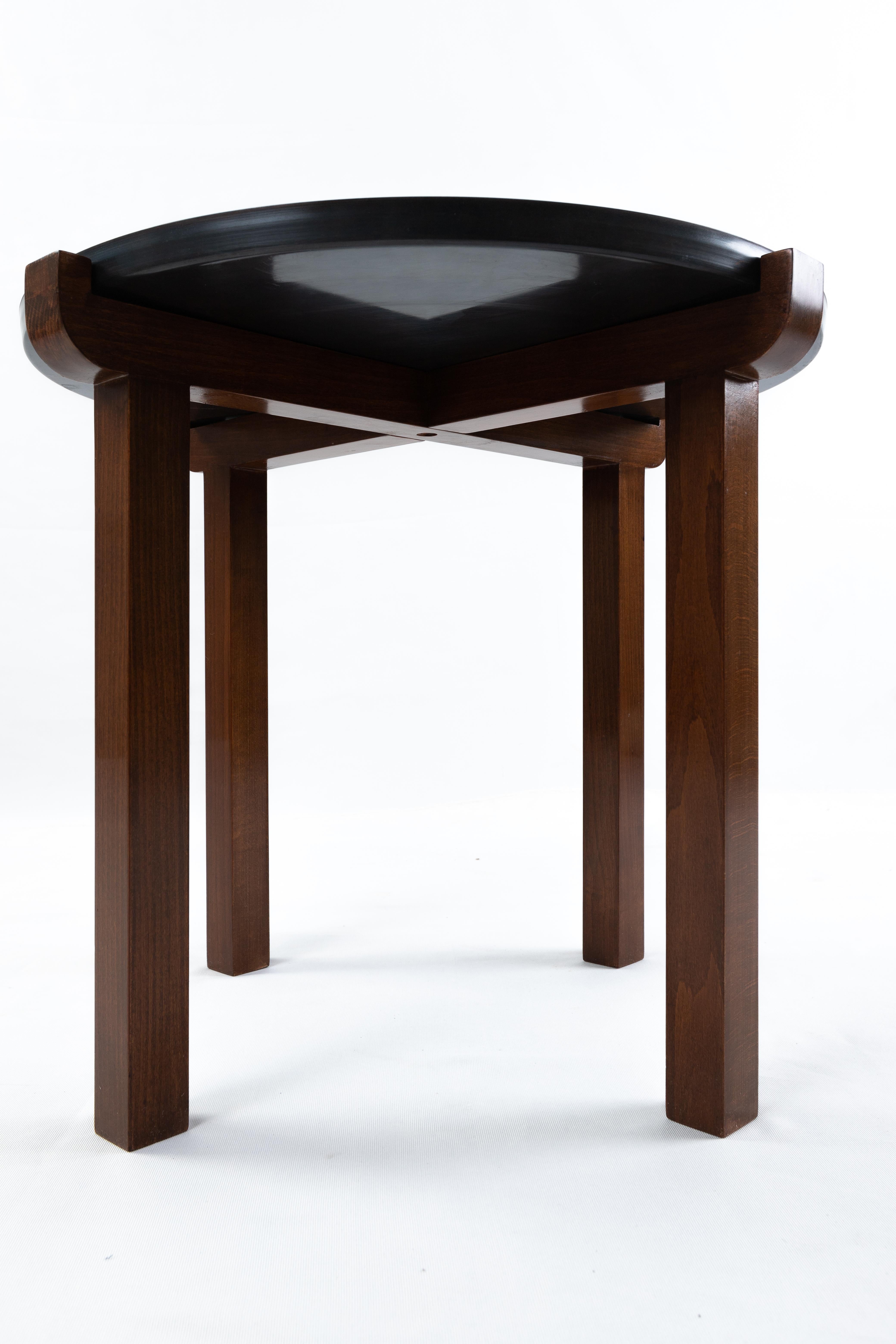 The side table created by  Egyptian-born architect and designer Tarek Sharma was first presented during Nomad Capri 2023 as part of the collection Capriccio Egiziano. Tarek Shamma established himself as an architect in London & Dubai and has trained