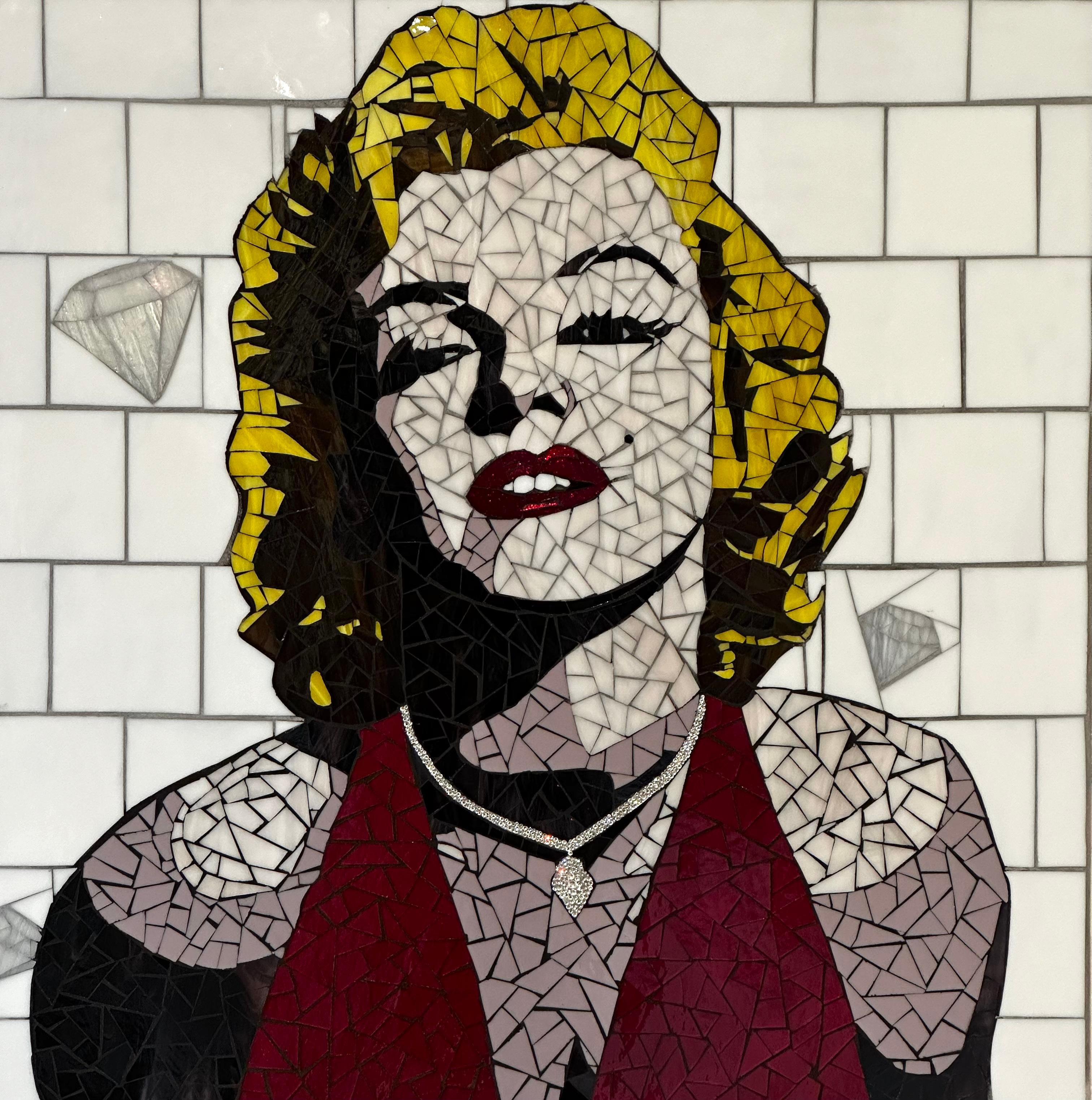 Grace Baley Figurative Painting – Marilyn - Buntglas Original