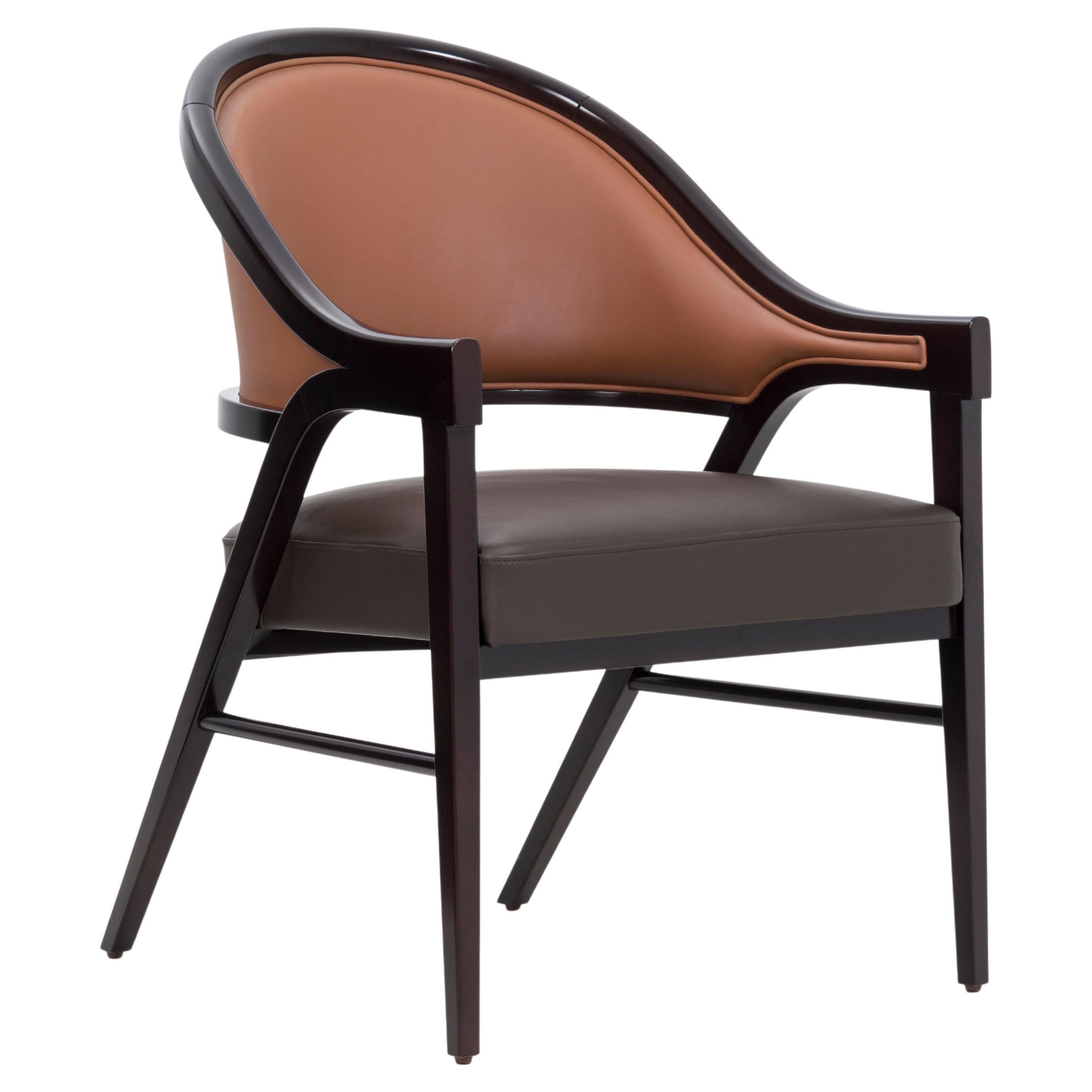 Grace dining chair in leather For Sale