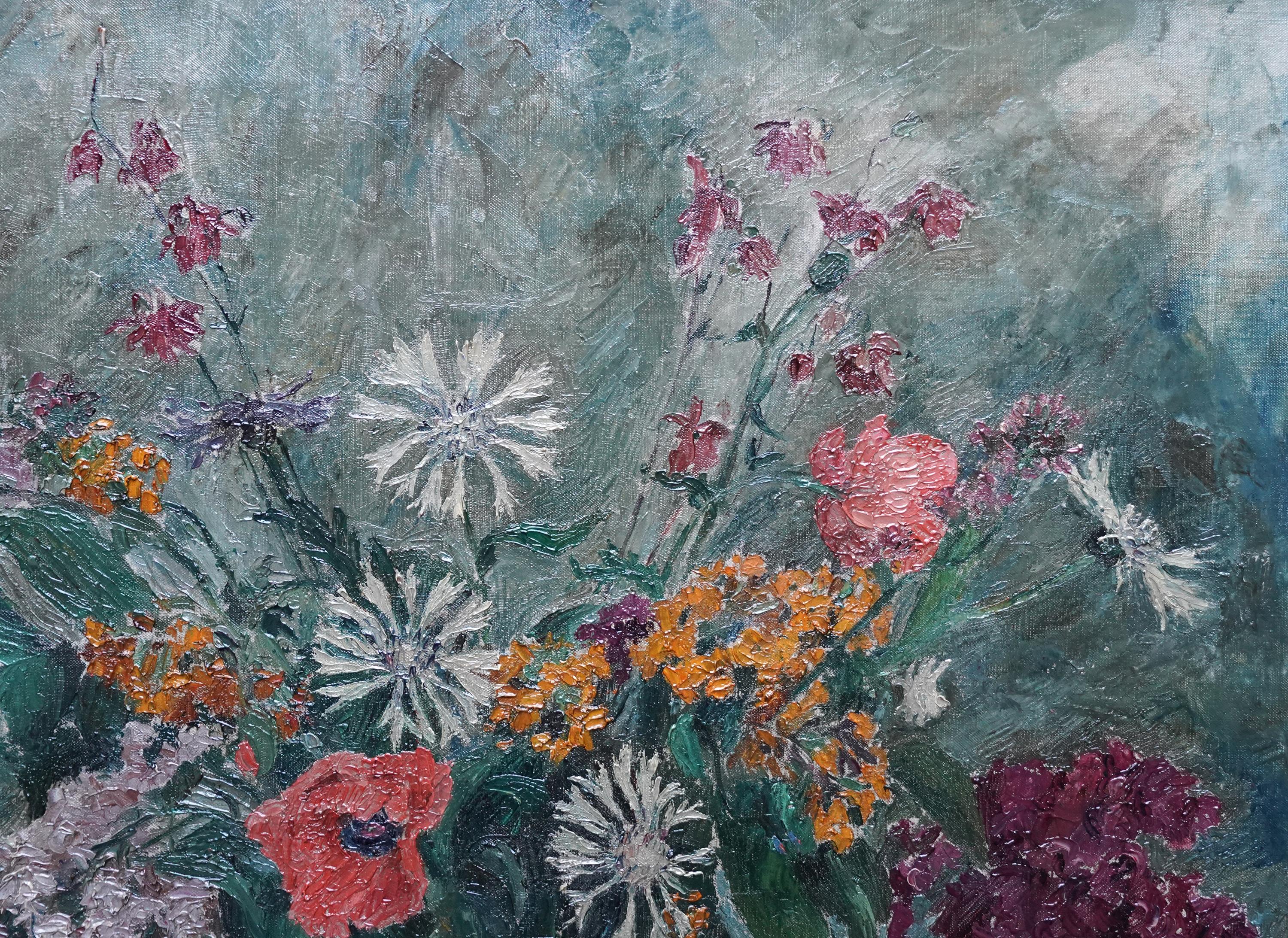 Fleurs dans un vase bleu - peinture à l'huile de nature morte florale des années 30 de l'école Slade britannique - Art déco Painting par Grace English