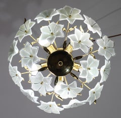 Grace Kelly, magnifique lustre de Murano aux fleurs blanches, 1980