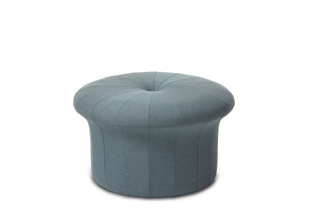Grace Light Steel Blue Pouf by Warm Nordic
Dimensions: D77 x H 45 cm
Material: Textile upholstery, Foam, Wood.
Weight: 15.5 kg
Also available in different colours and finishes. Please contact us.

A luxurious pouffe in a sophisticated,