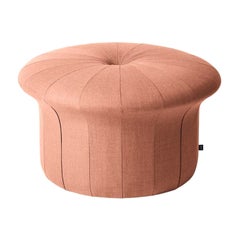 Grace-Hocker aus blassem Rosenholz von Warm Nordic