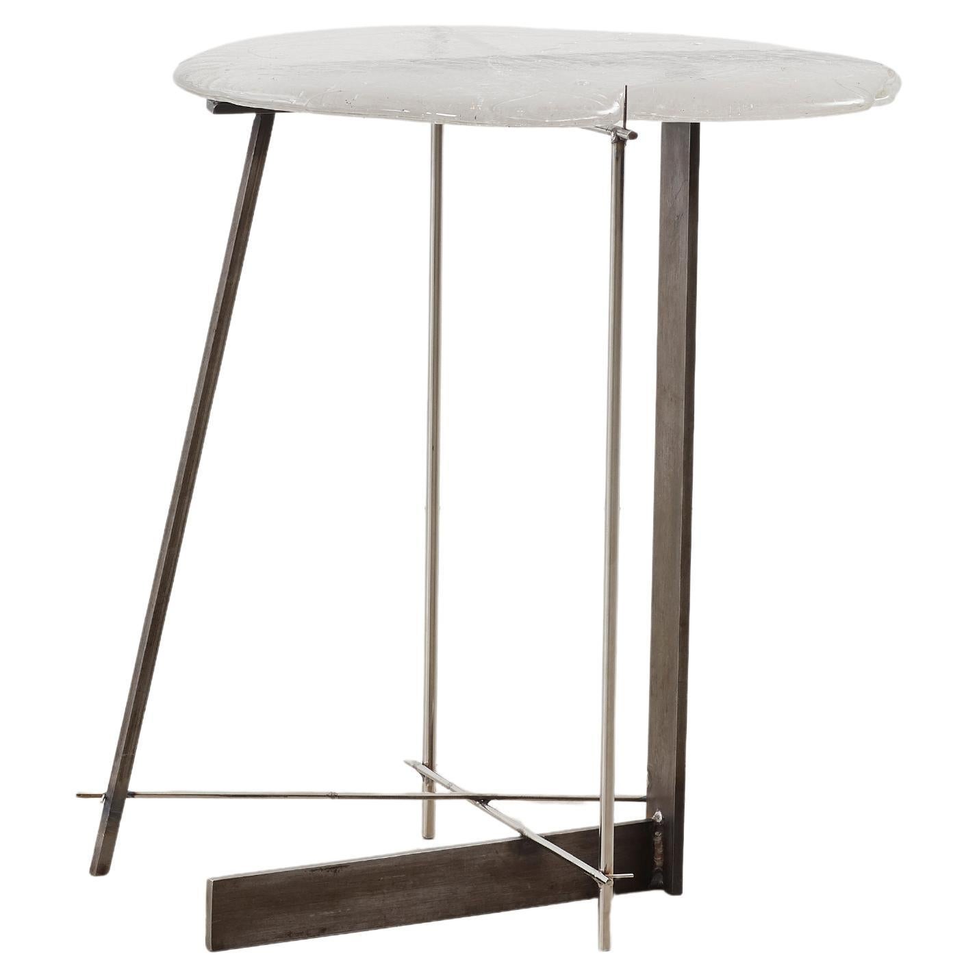 Table d'appoint Grace Prince Held Absence n°4, Royaume-Uni, 2025, AP 1, édition de 30