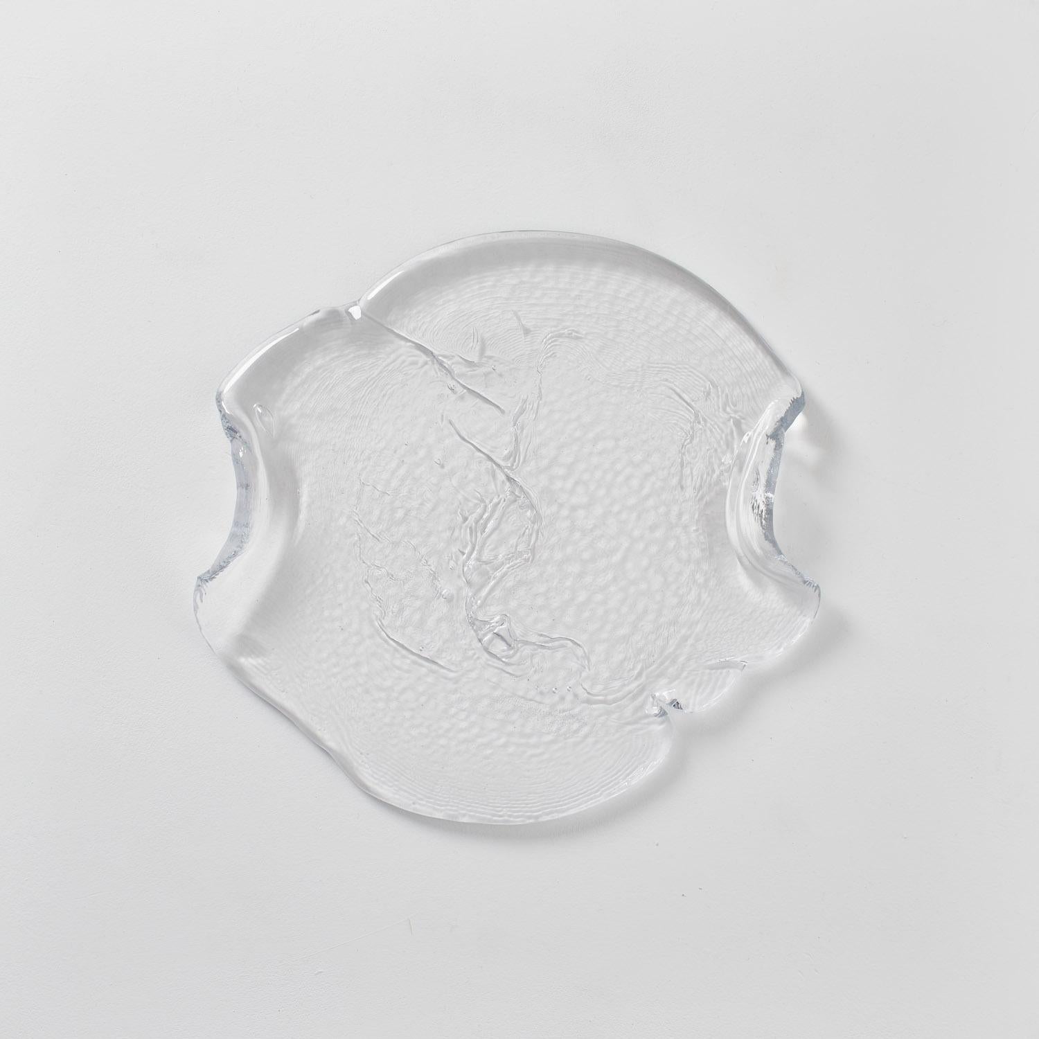 Plateau « N°7 » Grace Prince Held Absence, Royaume-Uni, 2025  Edition de 10 en vente 5