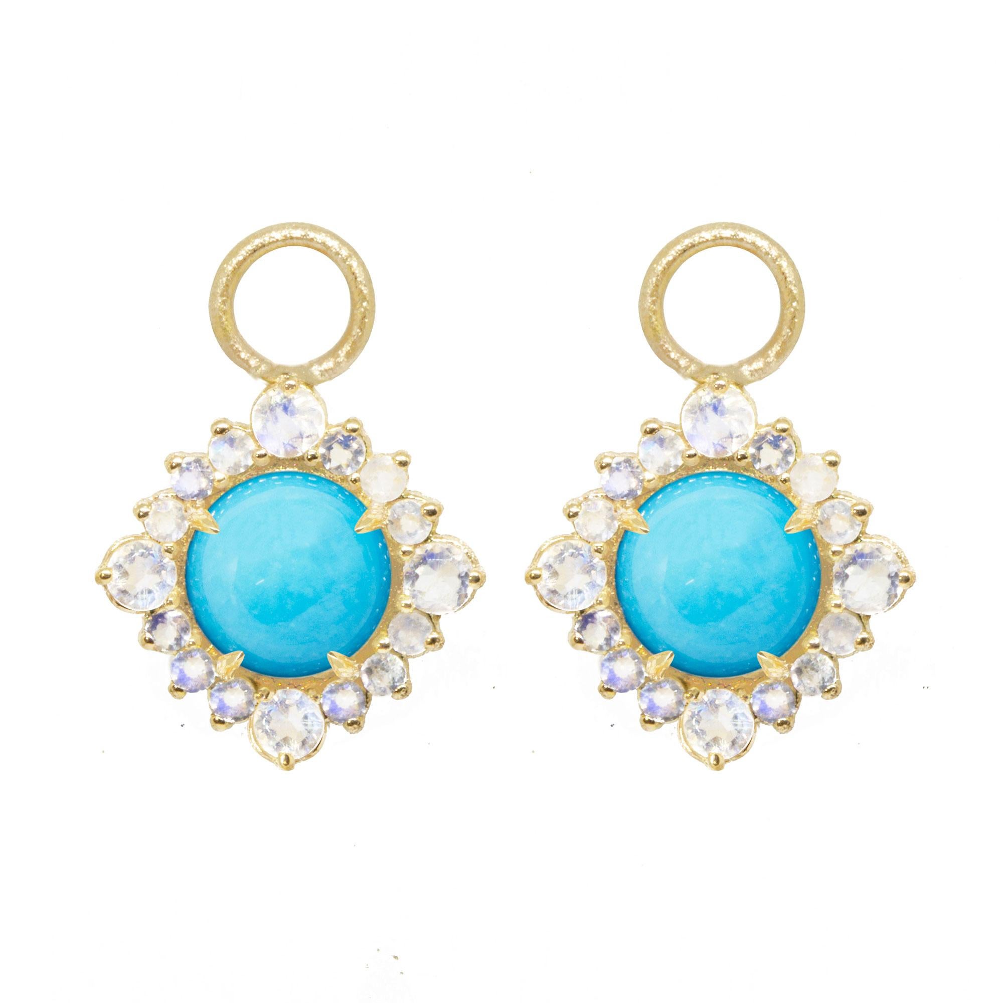 Our moonstone-accented Grace Gold Earring Charms are rimmed in gold, with a vivid turquoise gemstone at the center. Pair them with an hoop, mix them with any style, the Grace Silver Earring Charms made a great addition.

Hoops and charms are sold