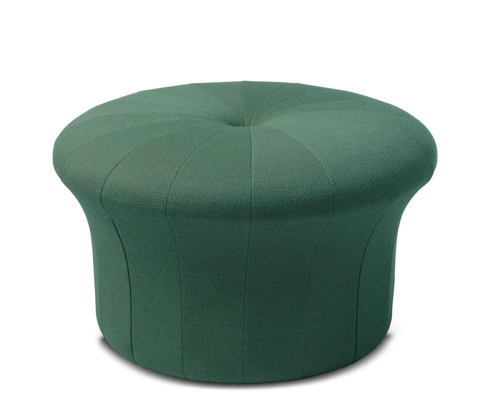 Grace Sprinkles Hunter Green Pouf by Warm Nordic
Dimensions: D77 x H 45 cm
Material: Textile upholstery, Foam, Wood.
Weight: 15.5 kg
Also available in different colours and finishes. Please contact us.

A luxurious pouffe in a sophisticated,