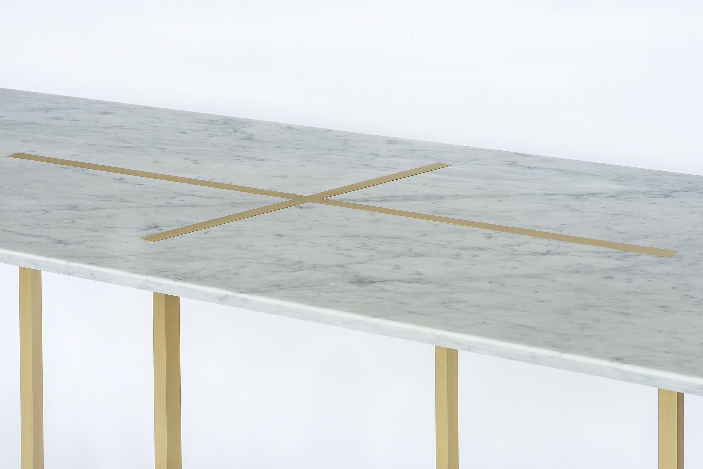 Brushed Grace Table in Brass and Carrara Marble, Made in Italy For Sale