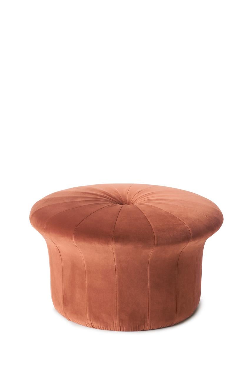 Grace vintage rose pouf by Warm Nordic
Dimensions: D 77 x H 45 cm
Material: Textile upholstery, foam, wood.
Weight: 15.5 kg
Also available in different colours and finishes.

A luxurious pouffe in a sophisticated, inviting idiom, created by