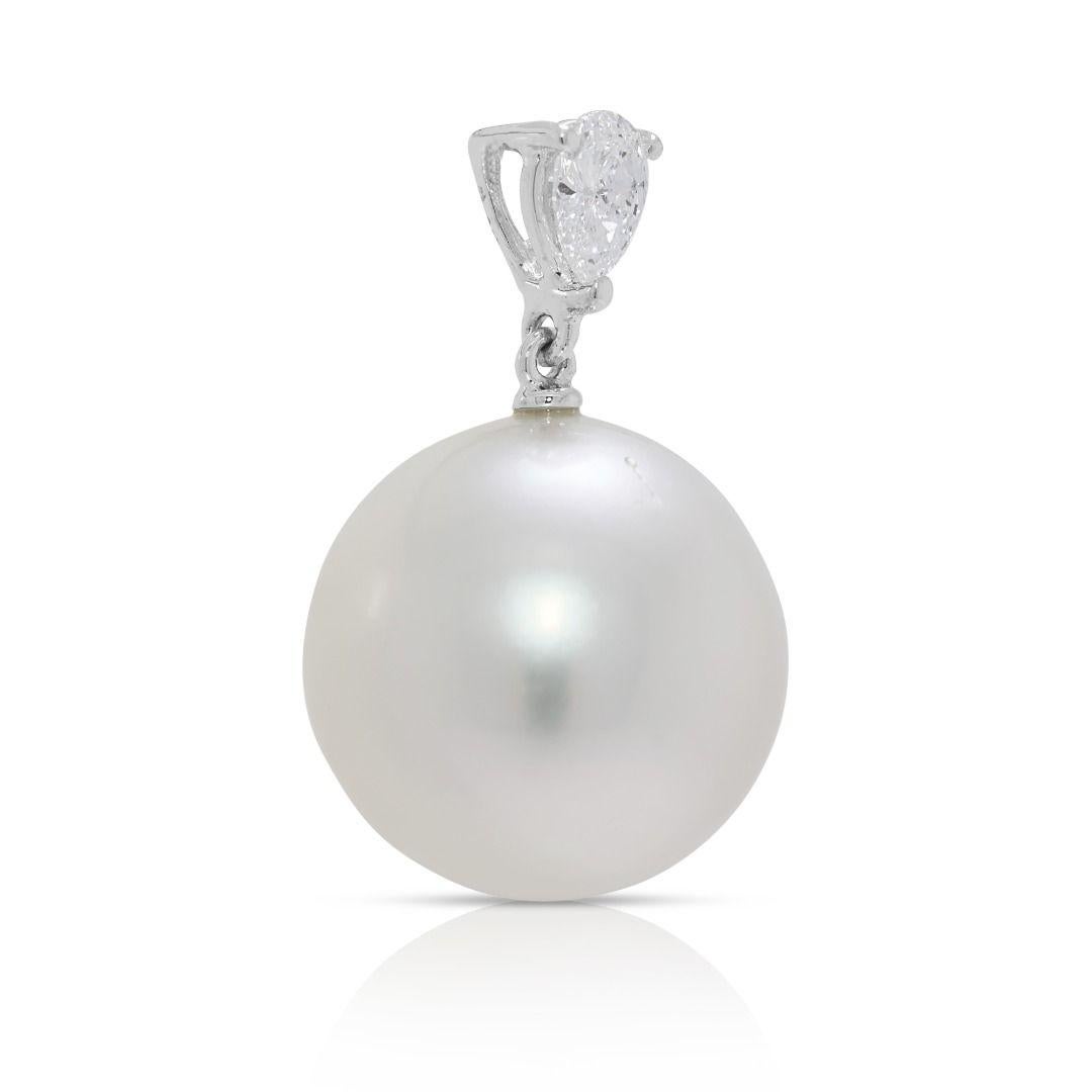 Taglio a goccia Grazioso ciondolo in oro bianco 18 carati con diamanti naturali e perle dei mari del sud da 0,19 ct. in vendita