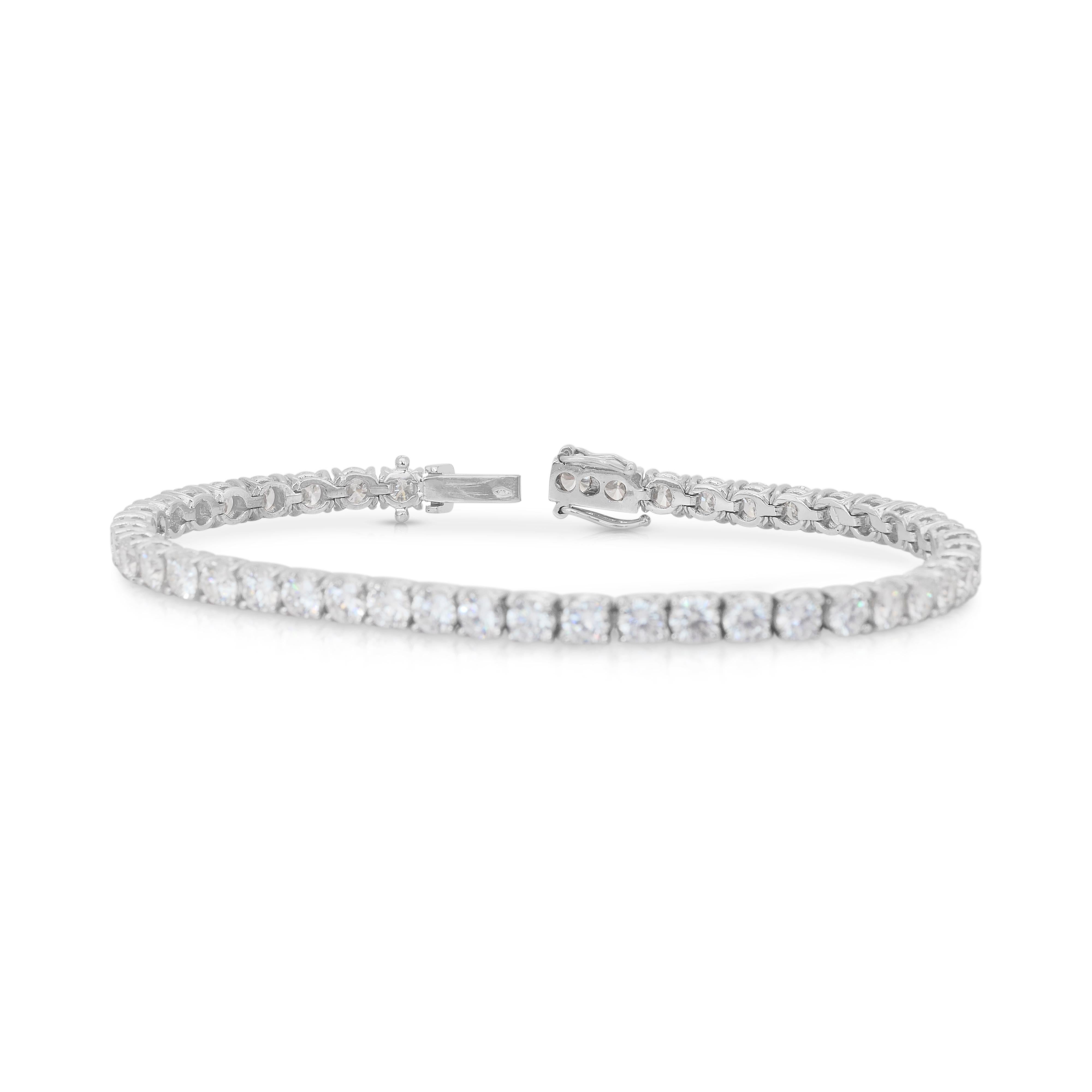 Graceful 9.50ct Diamonds Tennis Bracelet in 18k White Gold - IGI Certified en venta 1