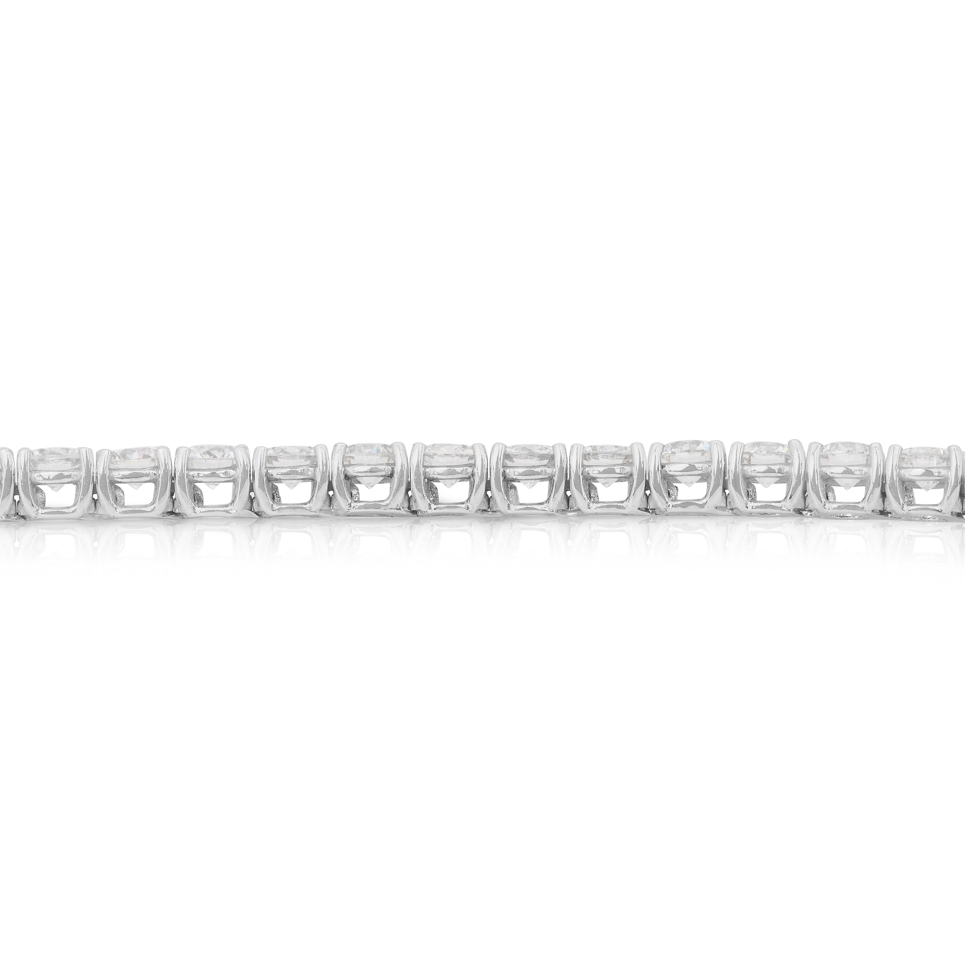 Graceful 9.50ct Diamonds Tennis Bracelet in 18k White Gold - IGI Certified en venta 4
