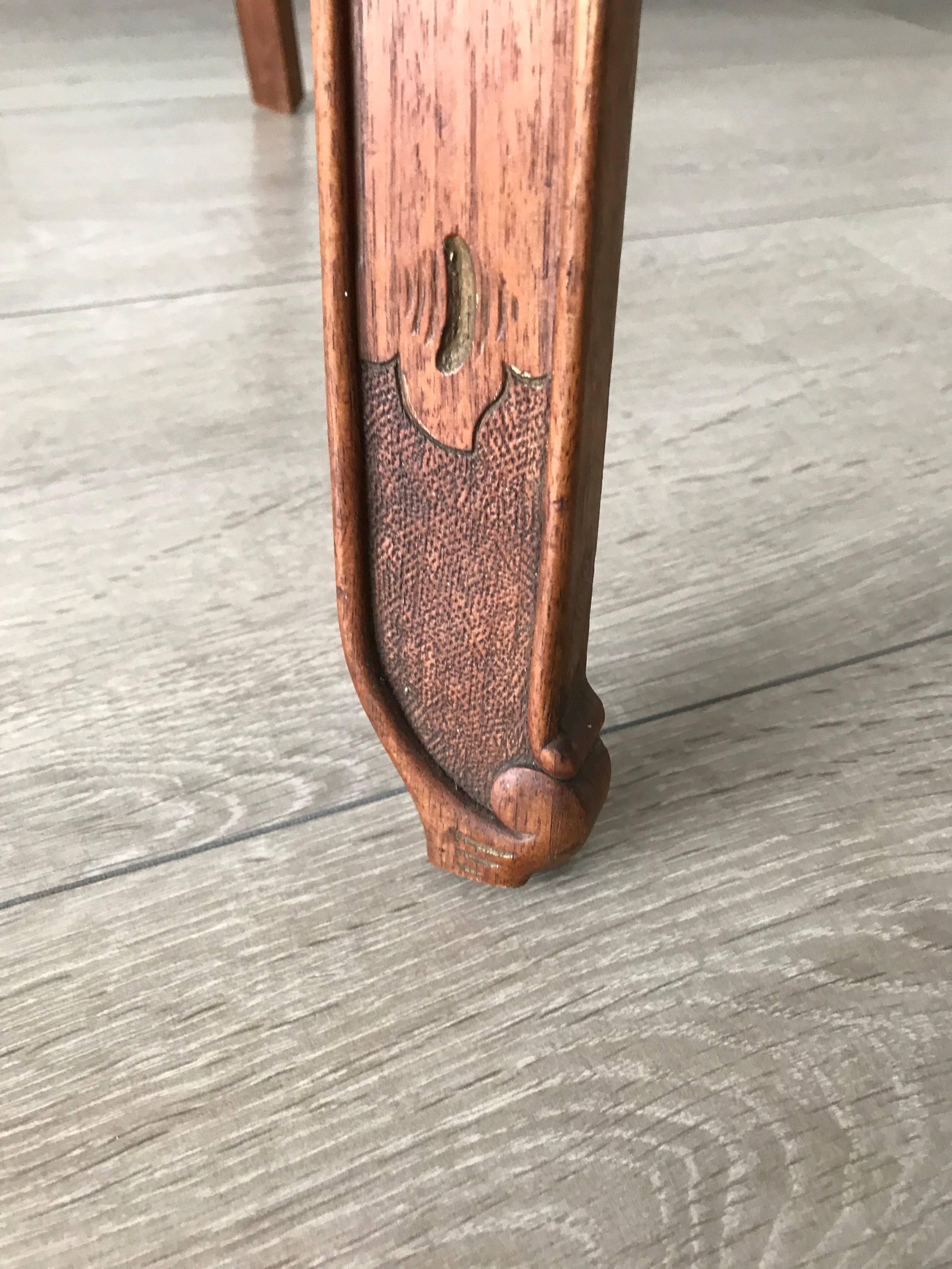 Graceful Antique and All Handcrafted Walnut Floor Easel or Artist Display Stand 1