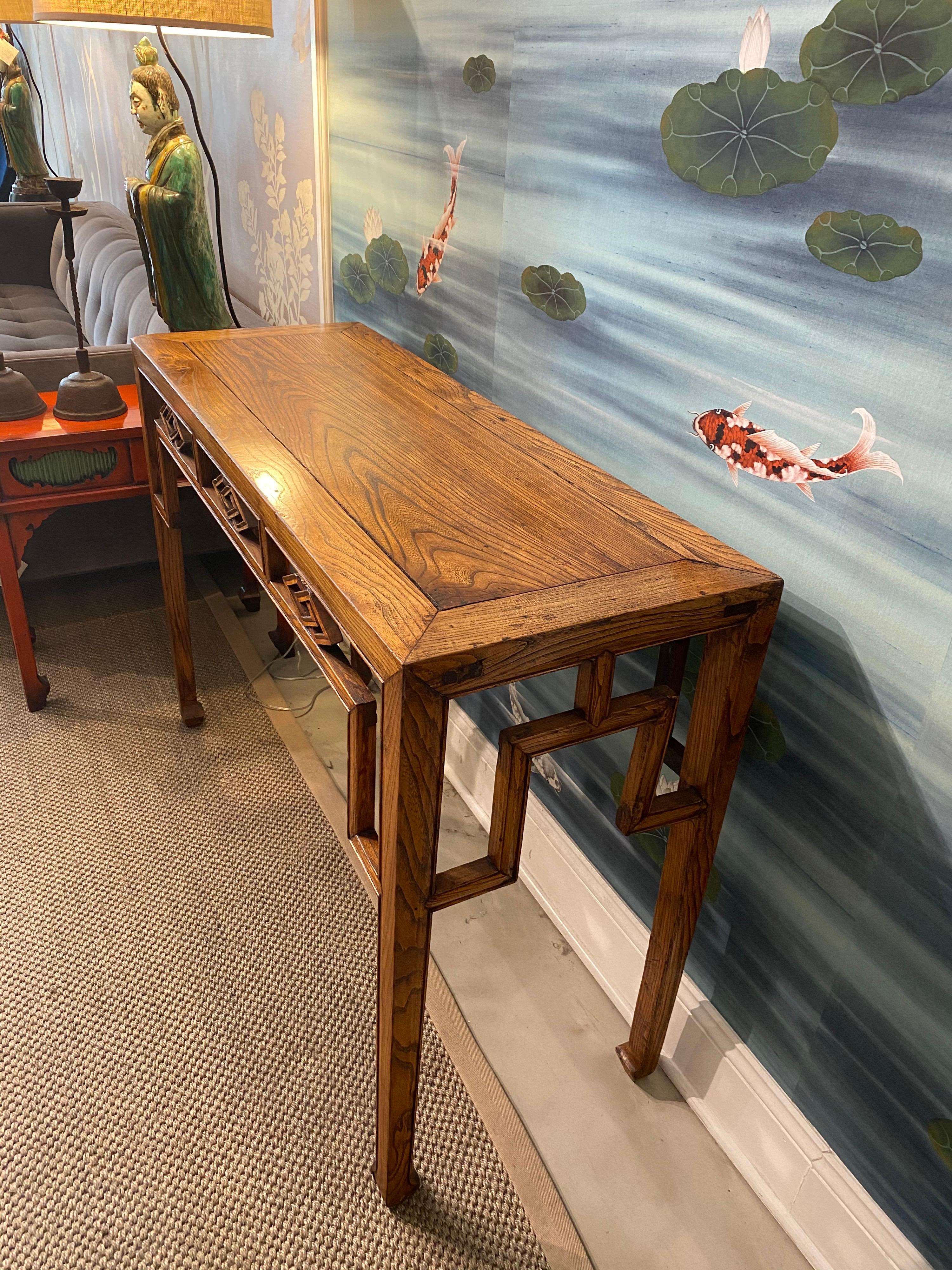 Graceful Antique Chinese Wood Console Table In Good Condition For Sale In New York, NY