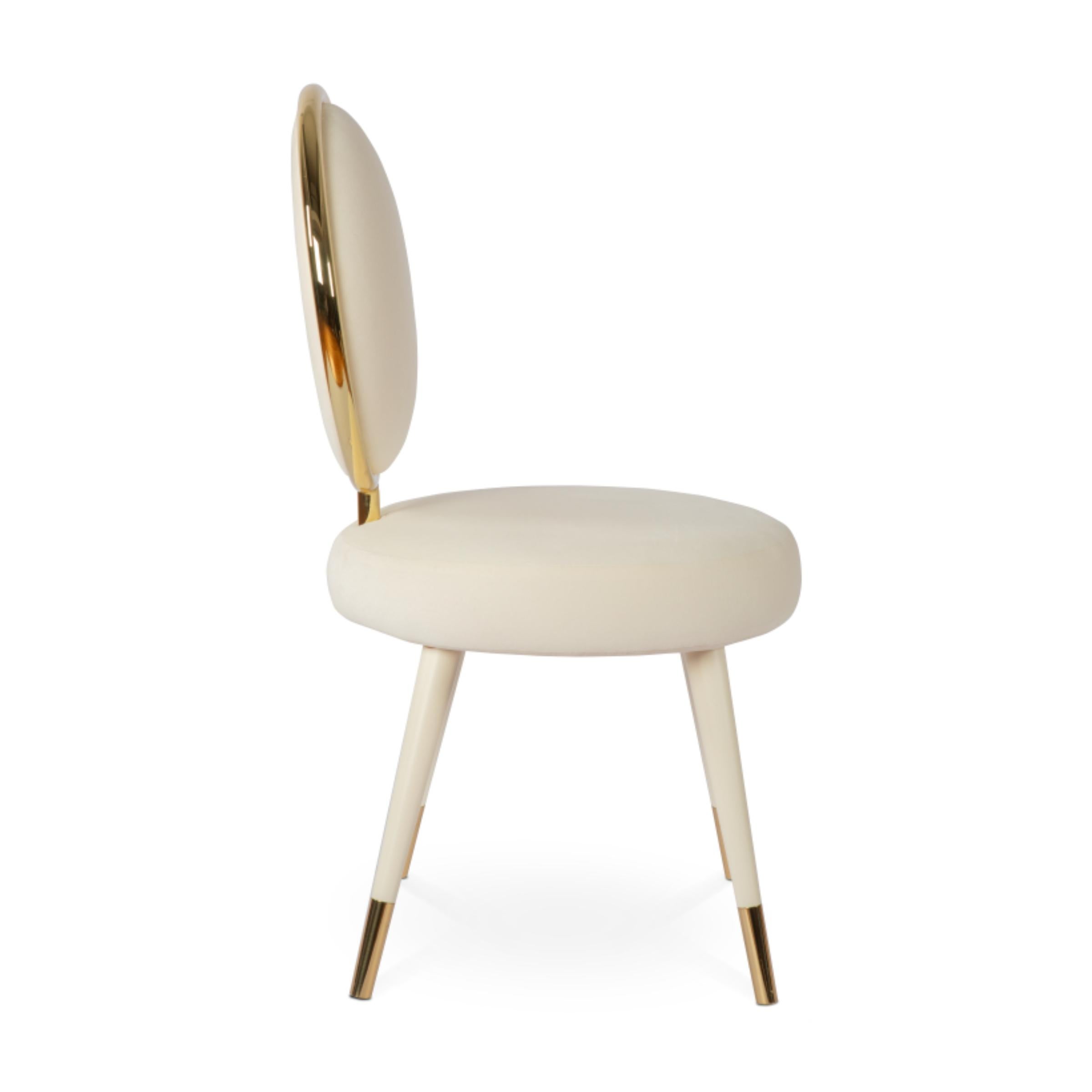 Anmutiger Stuhl (Moderne) im Angebot