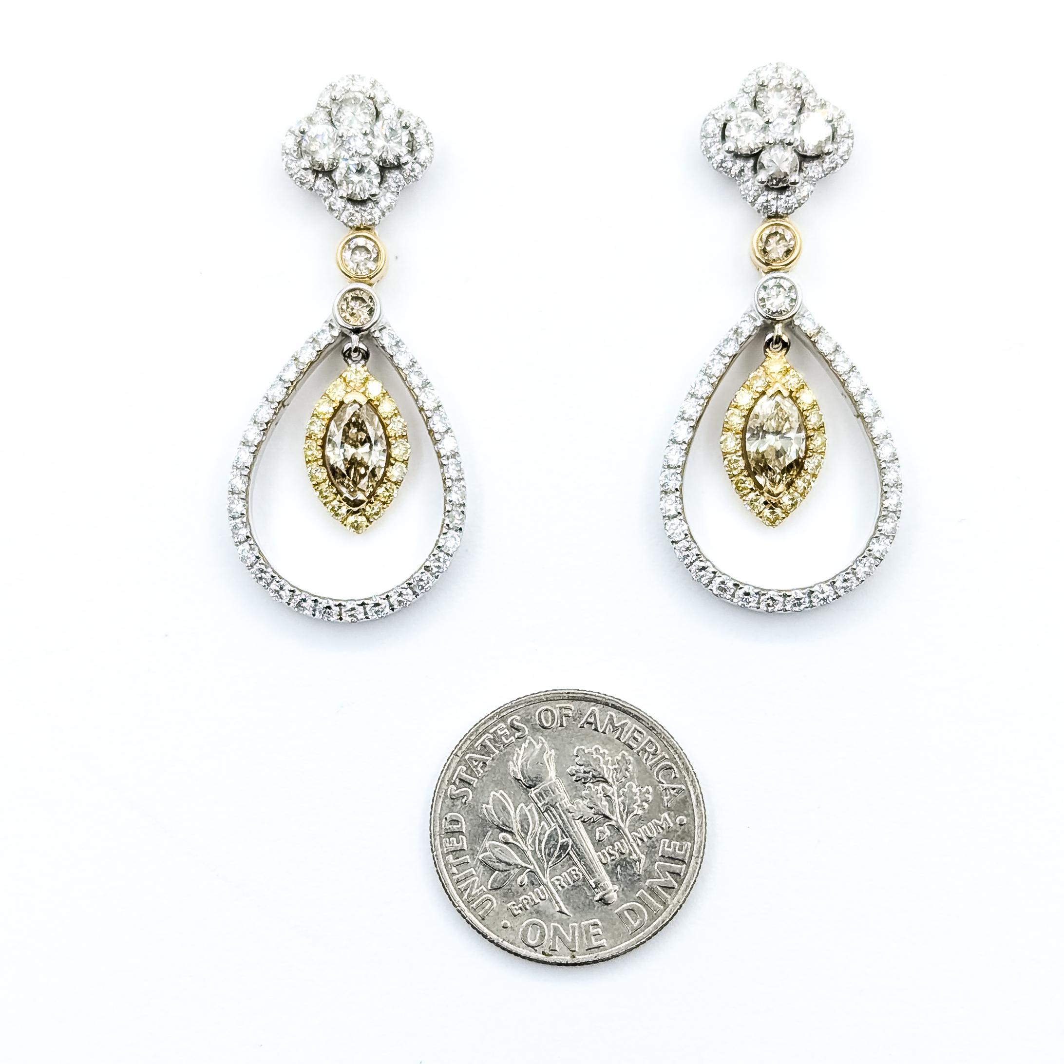Elegantes Pendientes Colgantes de Diamantes en Oro Bicolor de 14k Corte marquesa en venta