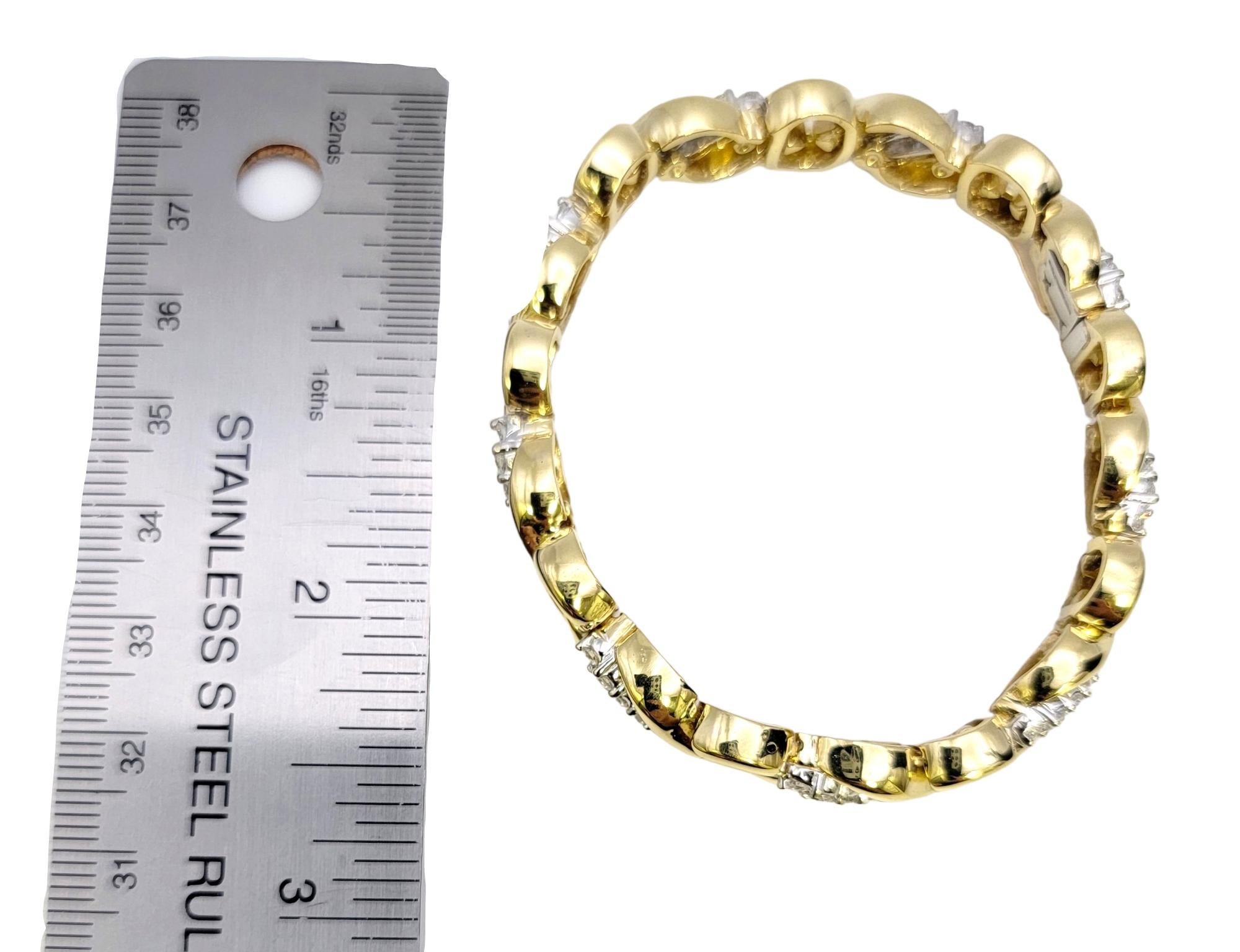 Graceful Diamond Wave and Circle Link Bracelet 18 Karat Yellow and White Gold For Sale 6