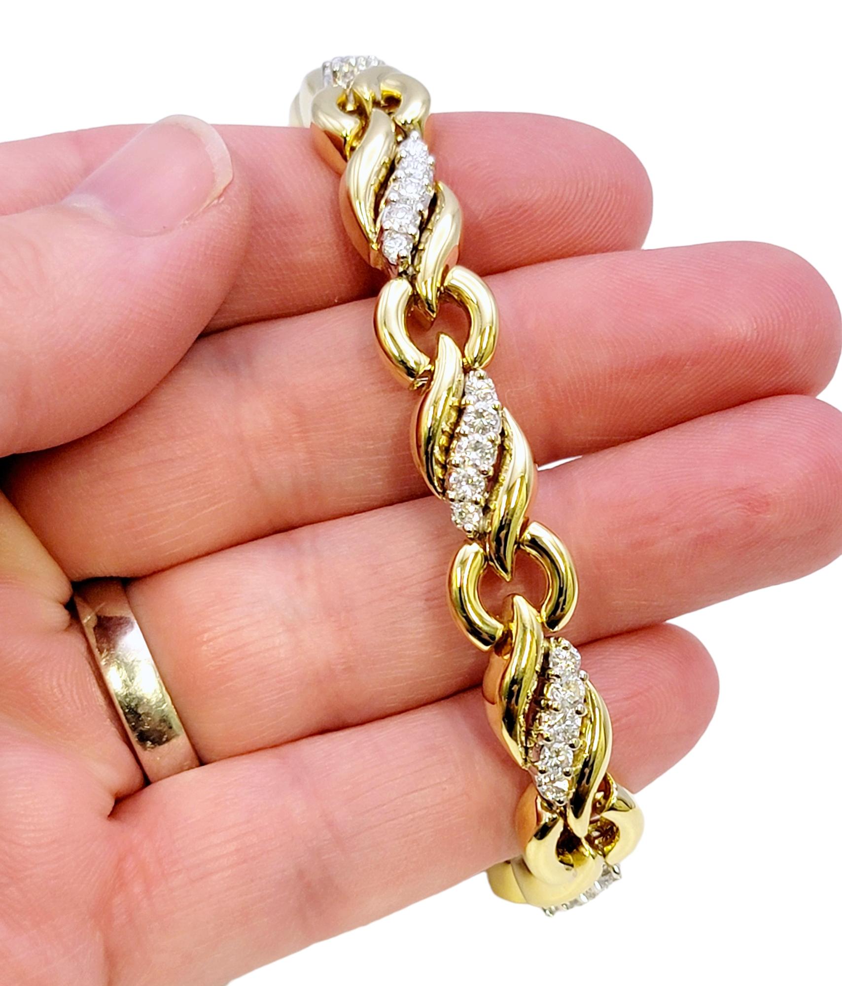 Graceful Diamond Wave and Circle Link Bracelet 18 Karat Yellow and White Gold For Sale 3