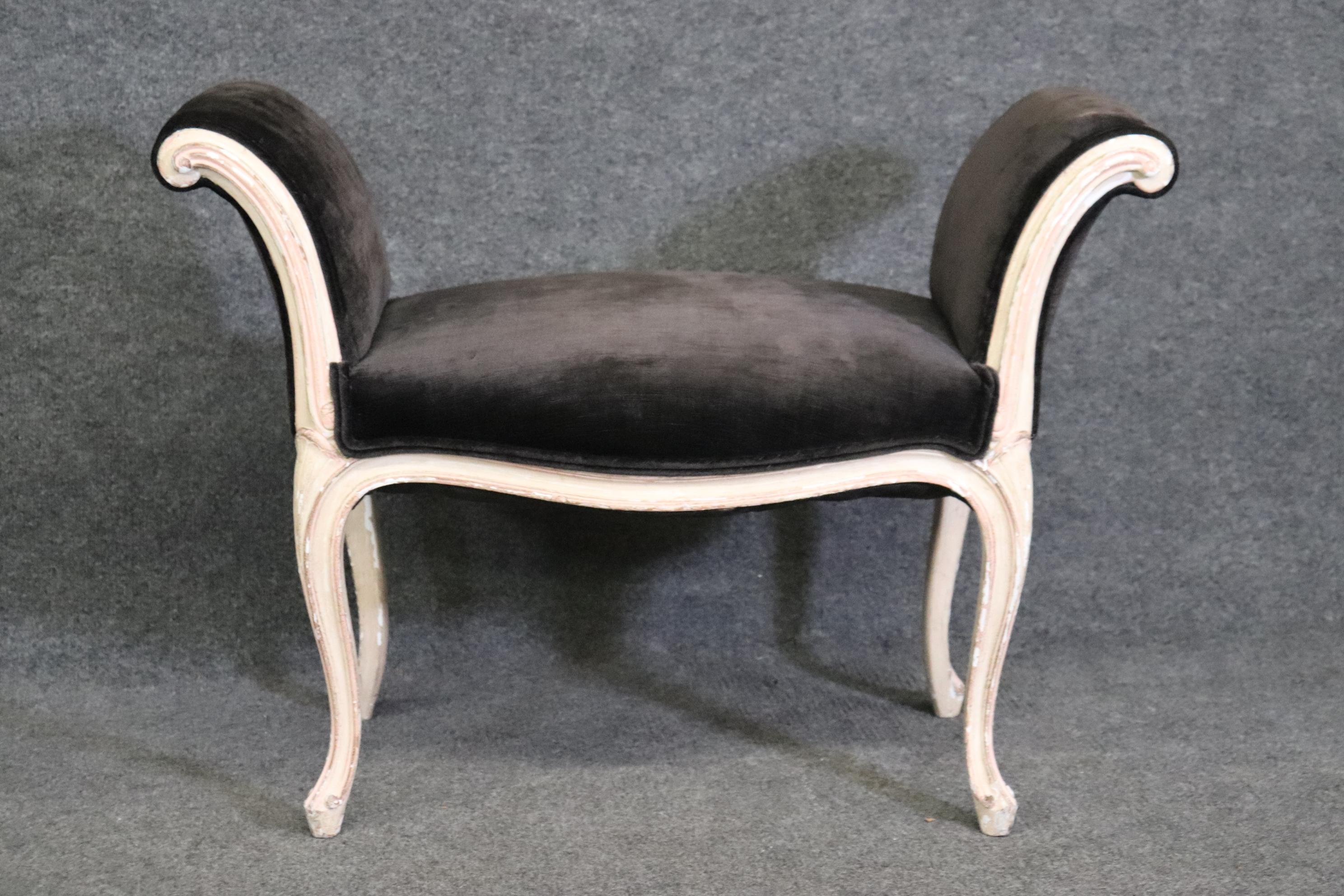Graceful French Louis XV Black Velvet Upholstered Distressed White Painted Stool For Sale 2