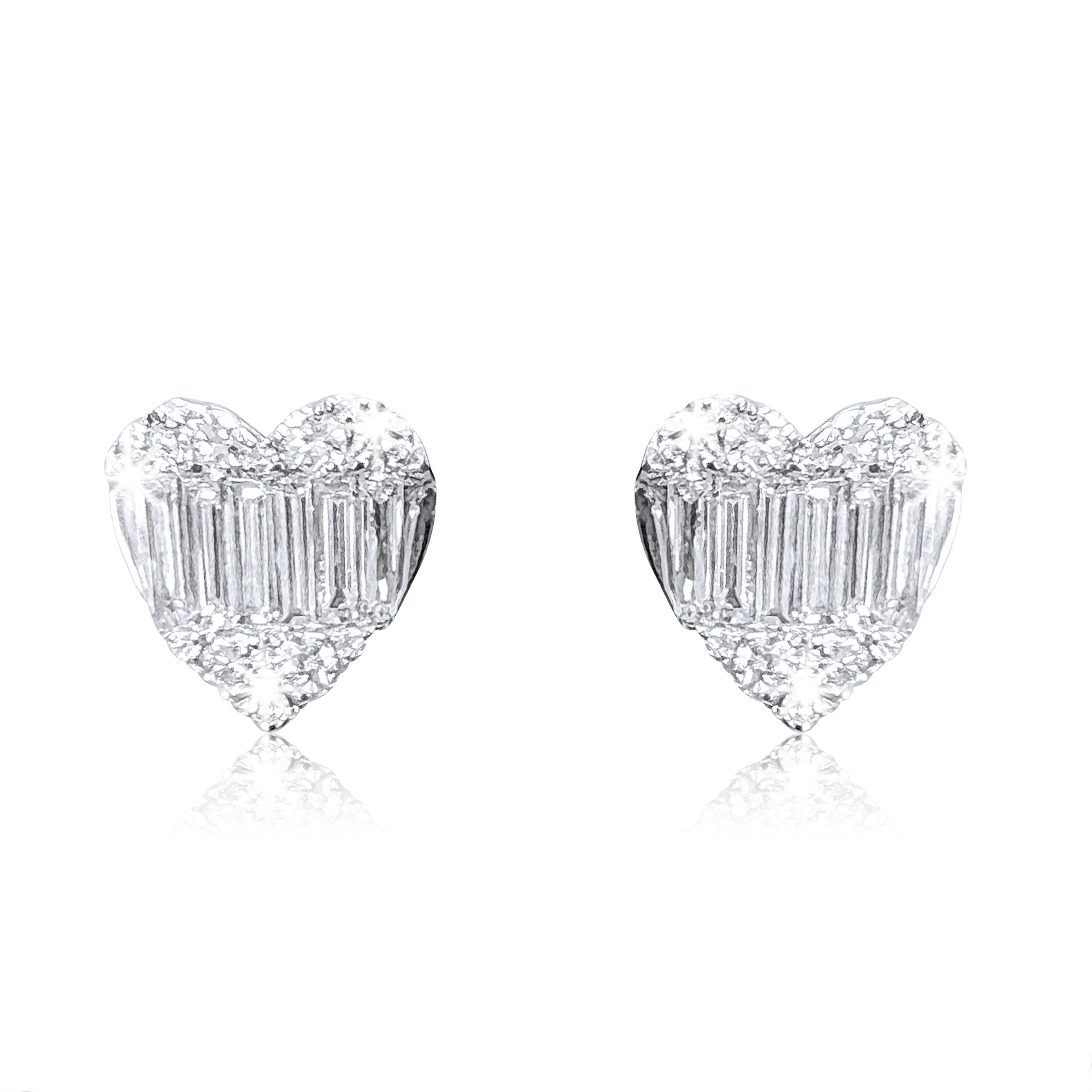 Modern Heart Shape 20 Round Diamonds 18K White Gold Earrings For Sale