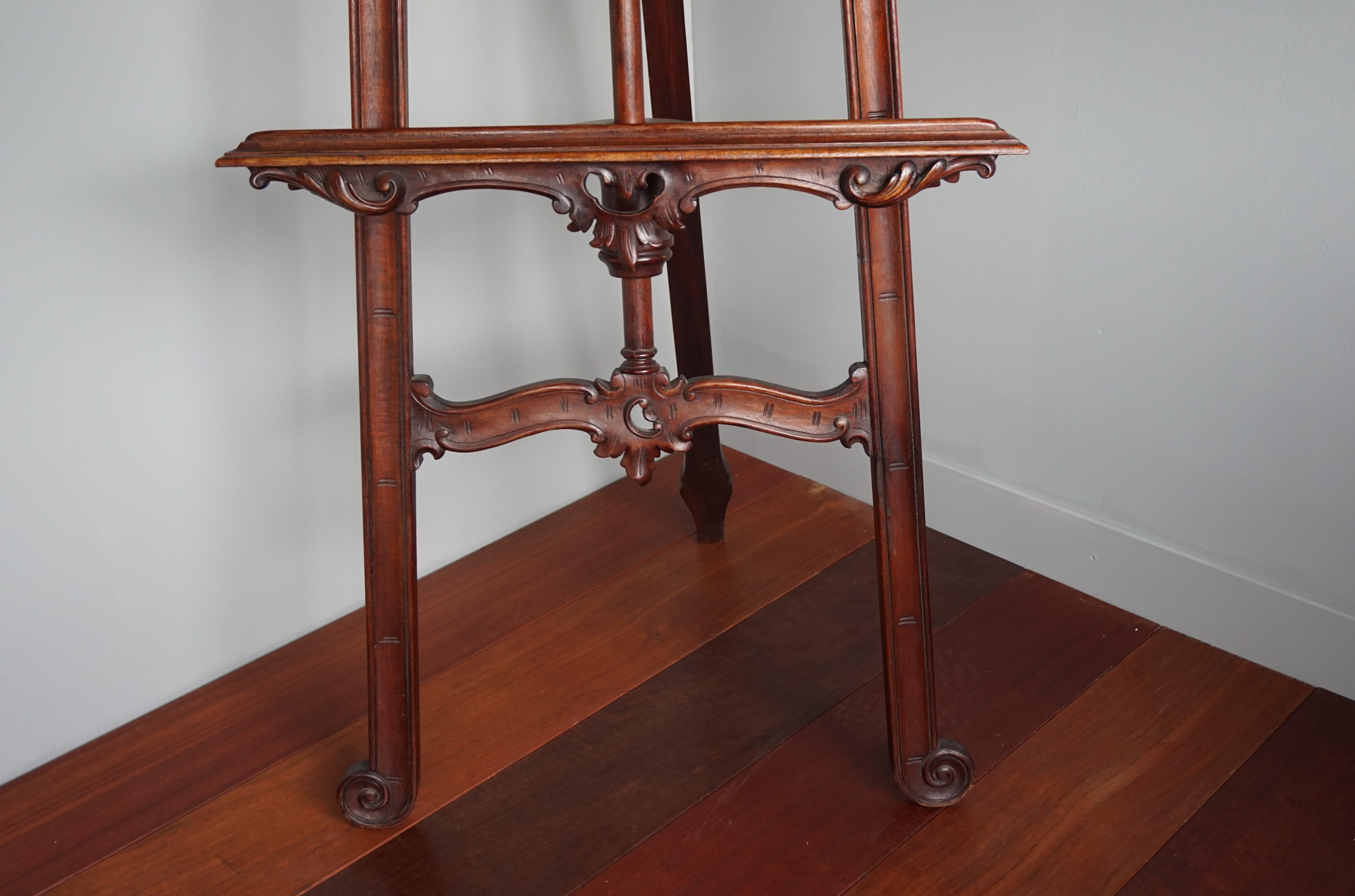 European Graceful & Hand Carved 20th Century Mahogany Floor Easel / Artist Display Stand