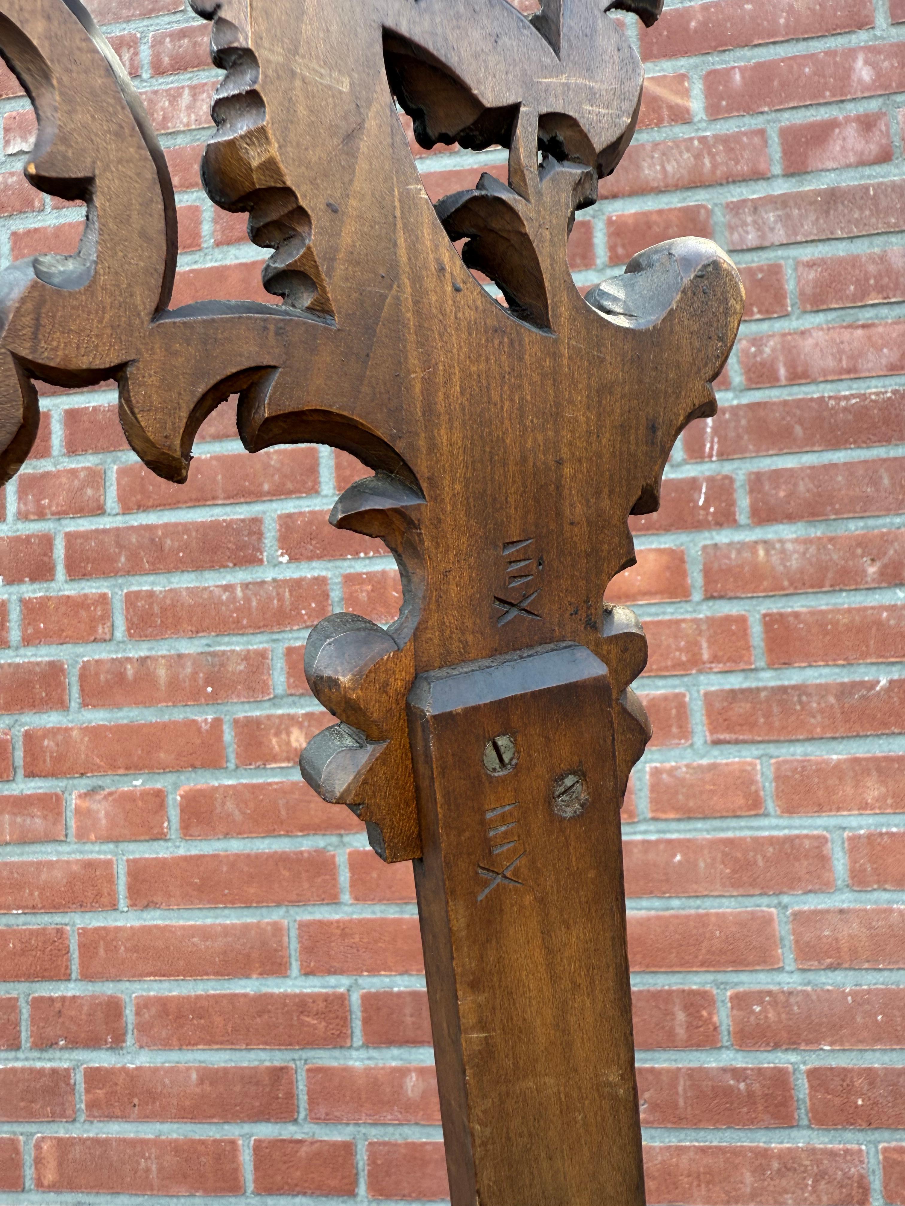 Graceful & Hand Carved Antique, Early 1900 Floor Easel / Artist Display Stand For Sale 9