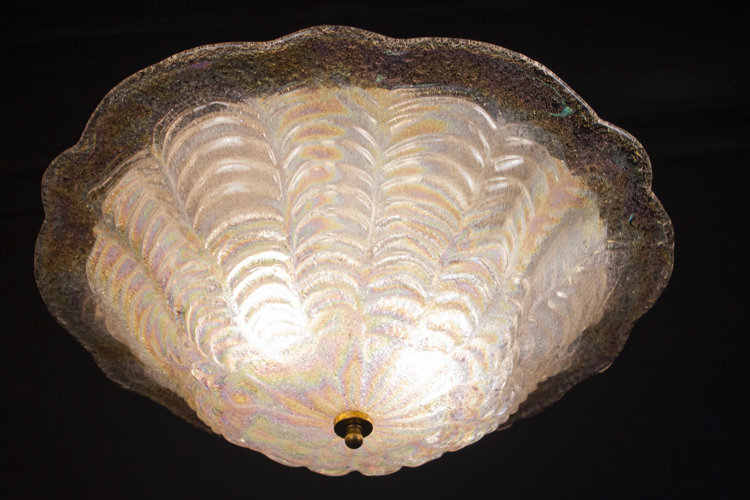 Plafonniers italiens gracieux en verre de Murano irisé, 1960 en vente 4