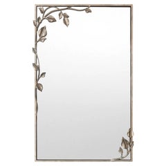 Anmutiger Blattspiegel in Aged Silver