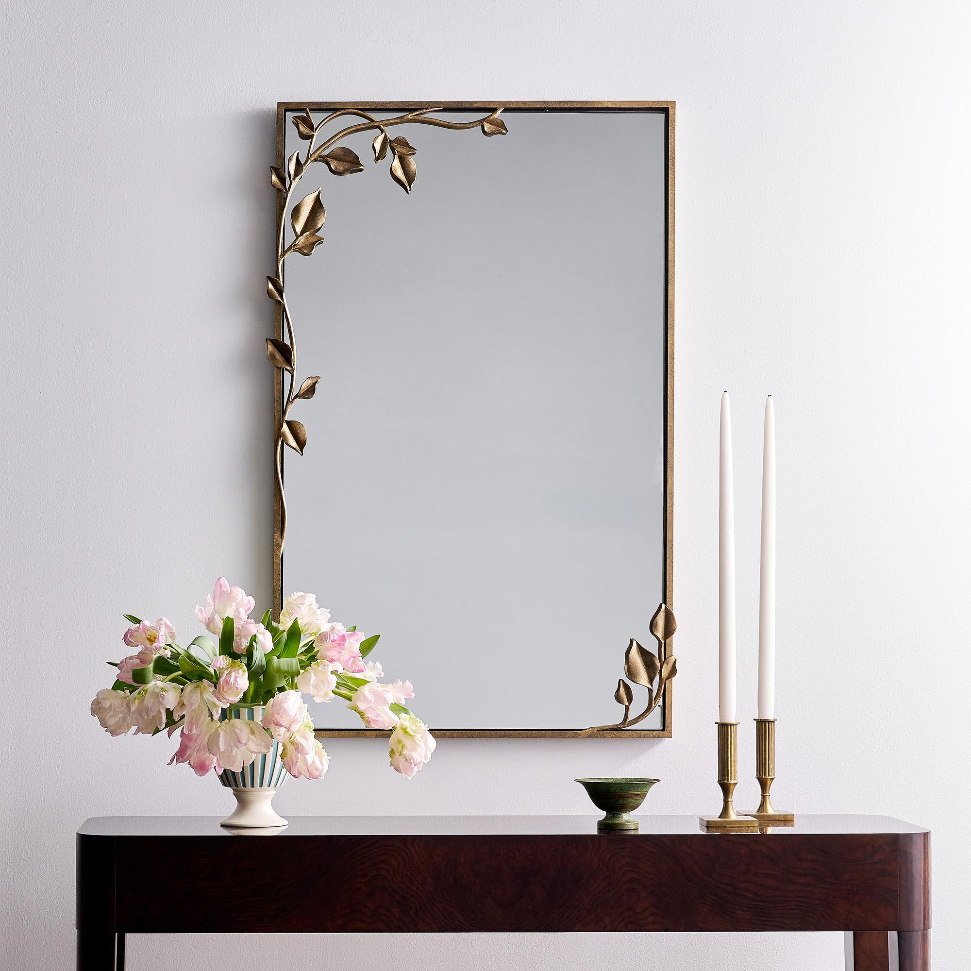 Graceful Leaf Spiegel in Gold Rubbed Black im Angebot 4