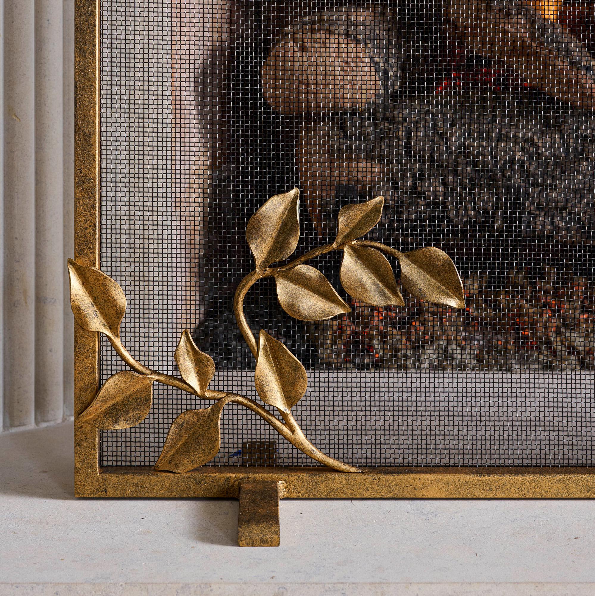 Pare-feu Graceful Leaves en tabac en vente 4