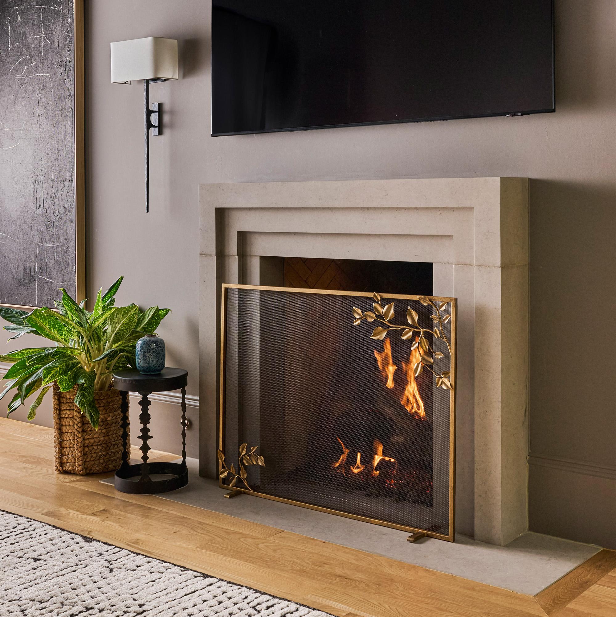 XXIe siècle et contemporain Pare-feu Graceful Leaves en tabac en vente