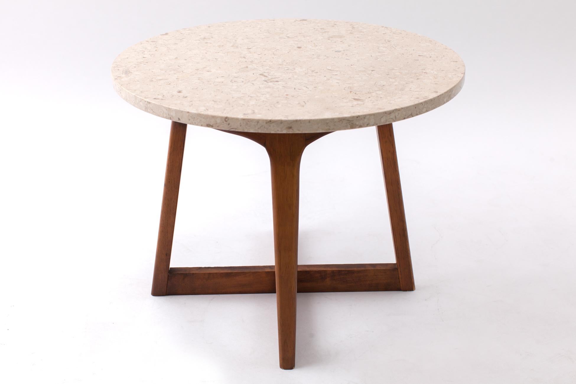 American Graceful Pair of Round Marble and Walnut End Tables Itso Adrian Pearsall, 1960's