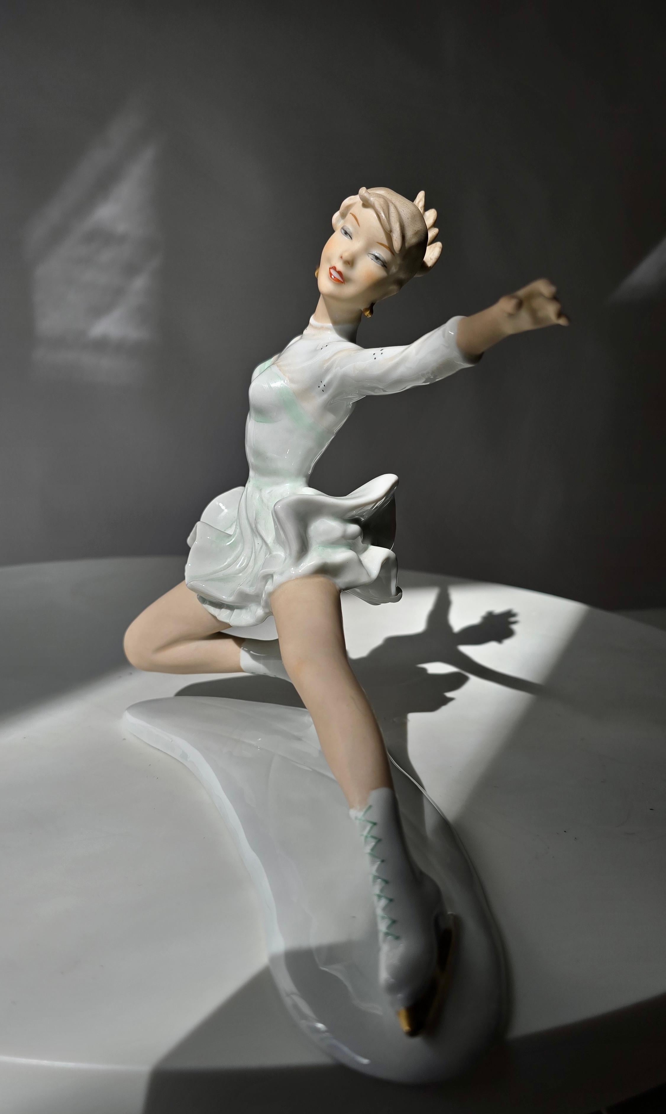 Mid-Century Modern Graceful Wallendorf Ice Skater Figurine, Germany, 1950s – Large Model For Sale